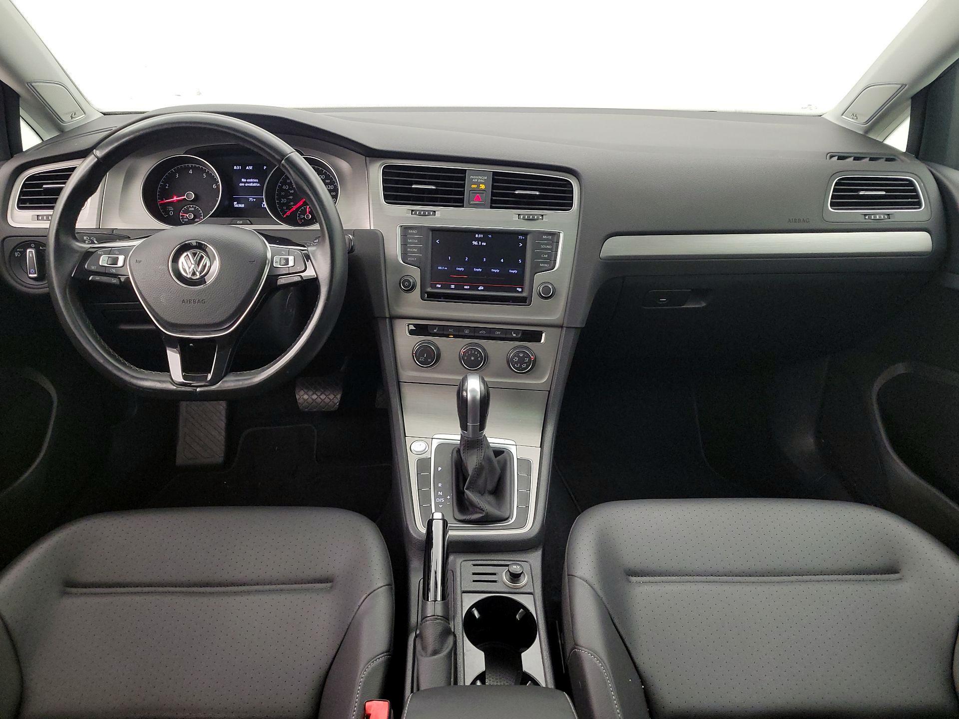 Thumbnail: 2016 Volkswagen Golf - 9