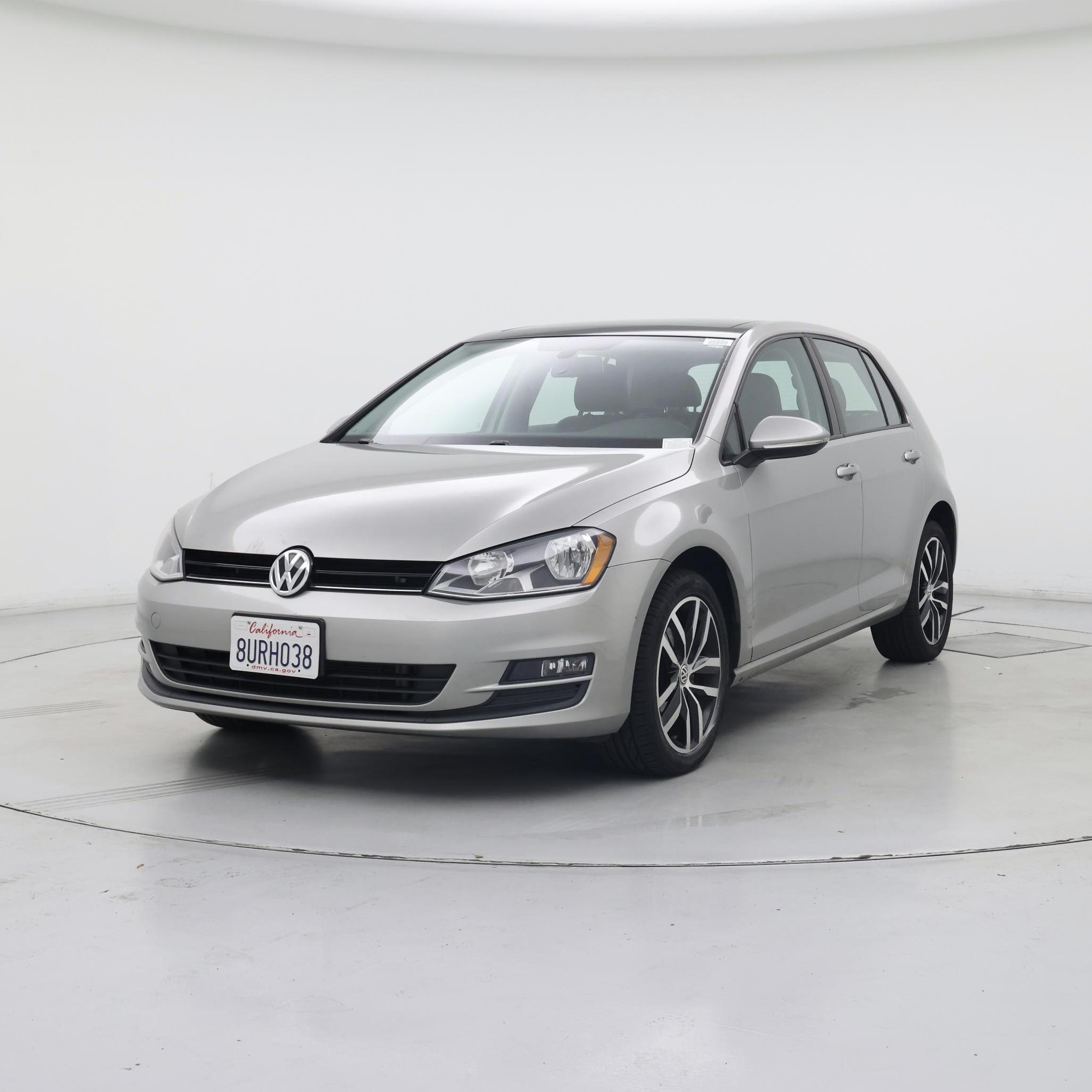 Thumbnail: 2016 Volkswagen Golf - 4