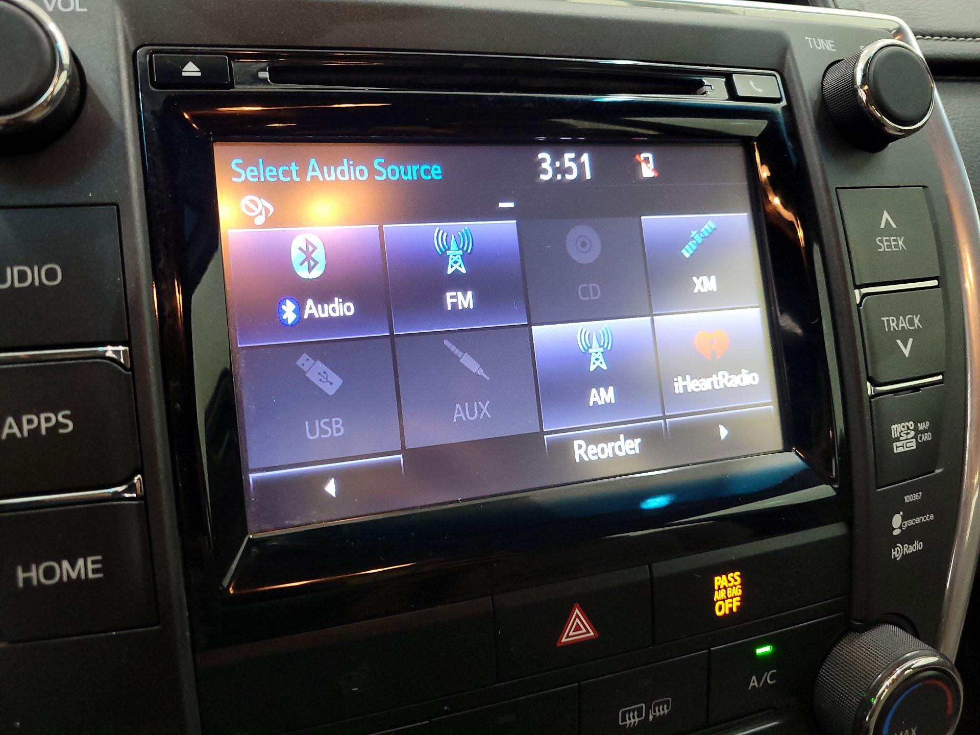 Thumbnail: 2015 Toyota Camry - 16