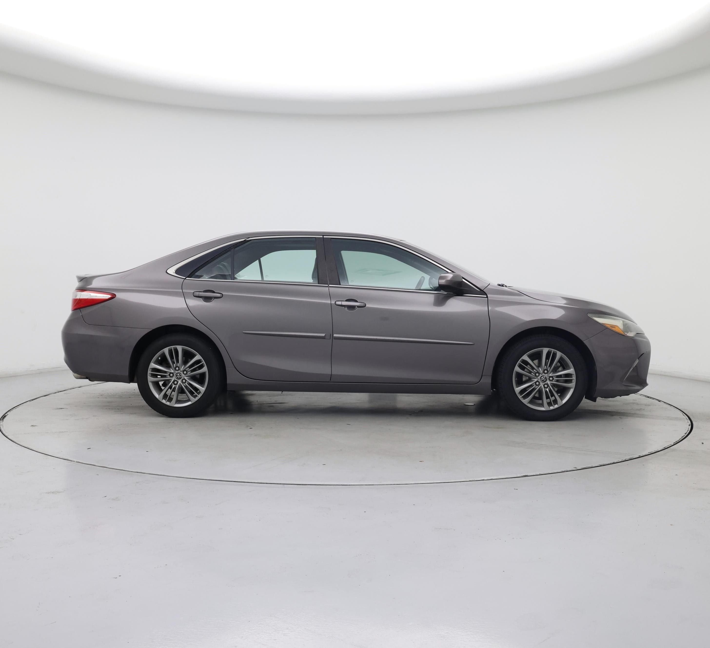 Thumbnail: 2015 Toyota Camry - 7