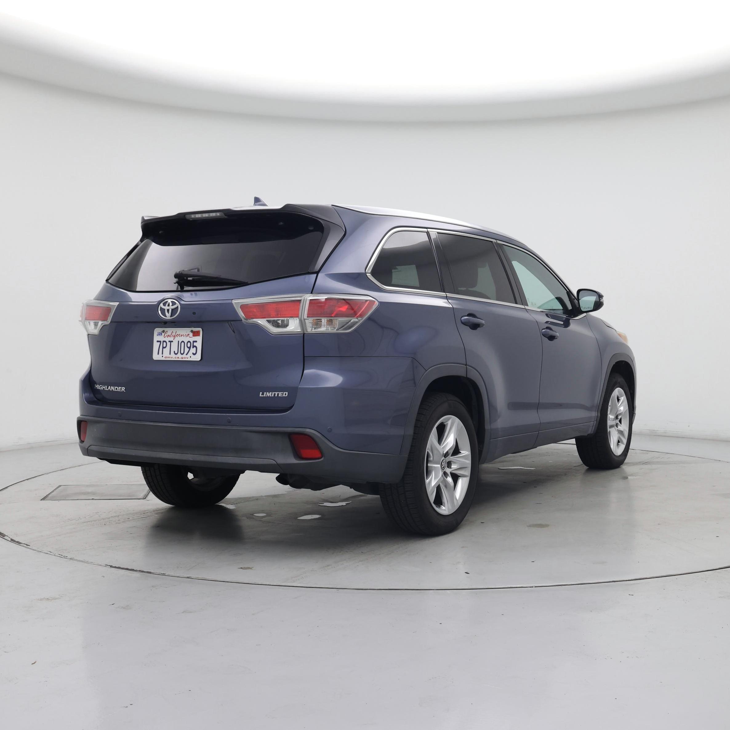 Thumbnail: 2016 Toyota Highlander - 8