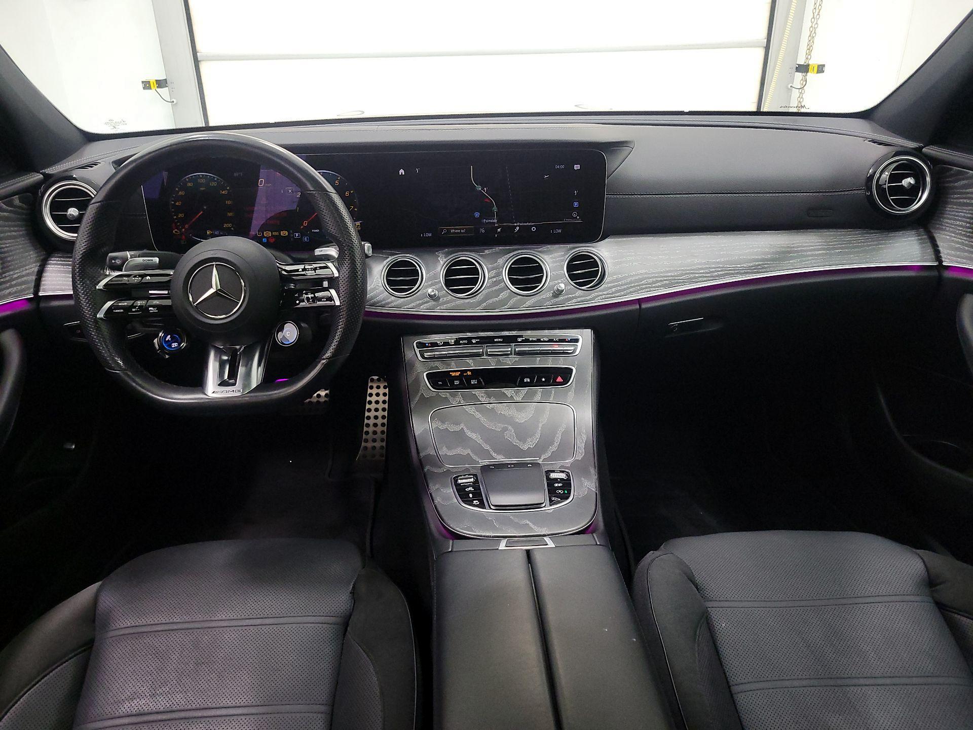 Thumbnail: 2022 Mercedes-Benz E-Class - 9