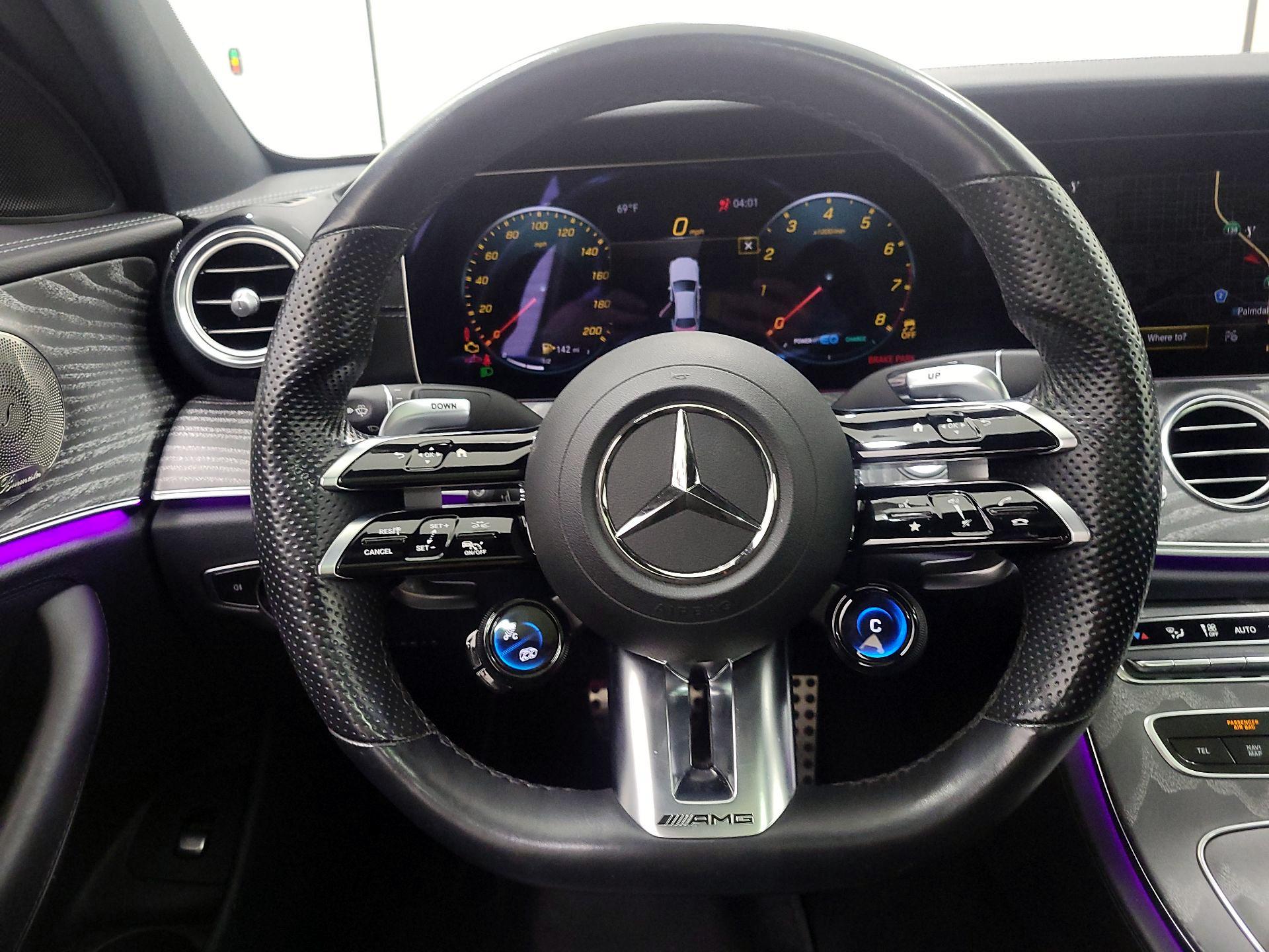 Thumbnail: 2022 Mercedes-Benz E-Class - 10