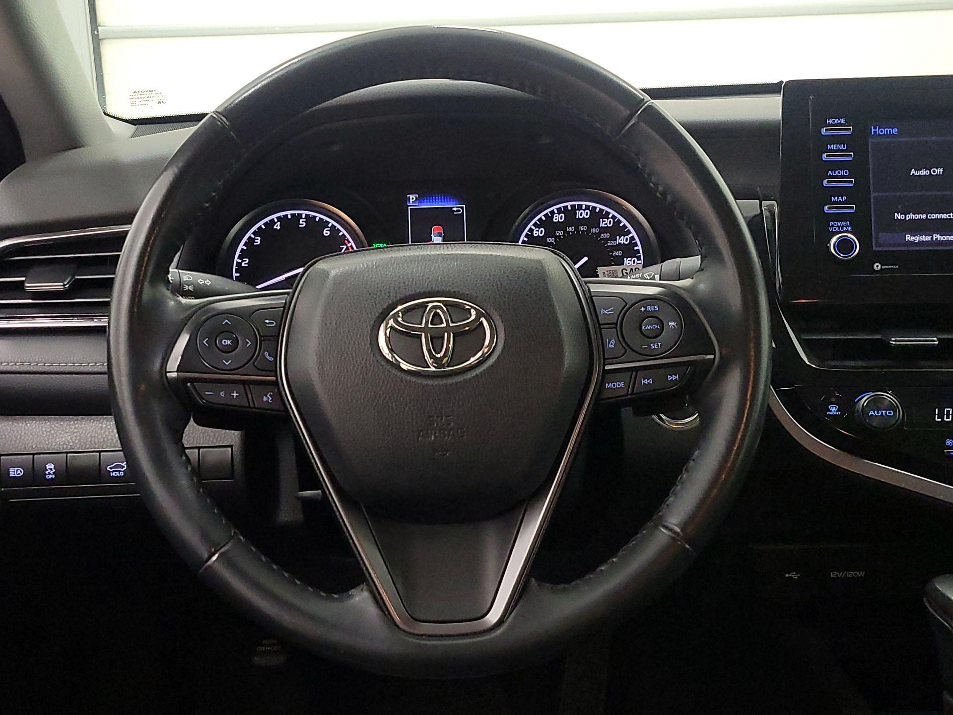 Thumbnail: 2023 Toyota Camry - 10
