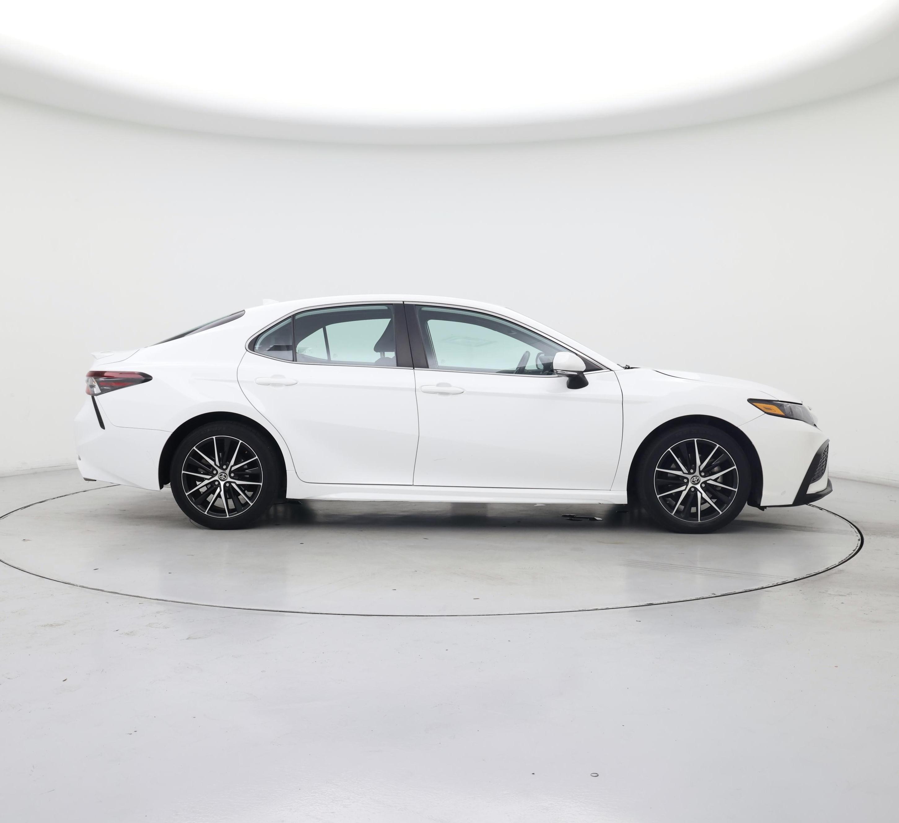 Thumbnail: 2023 Toyota Camry - 7