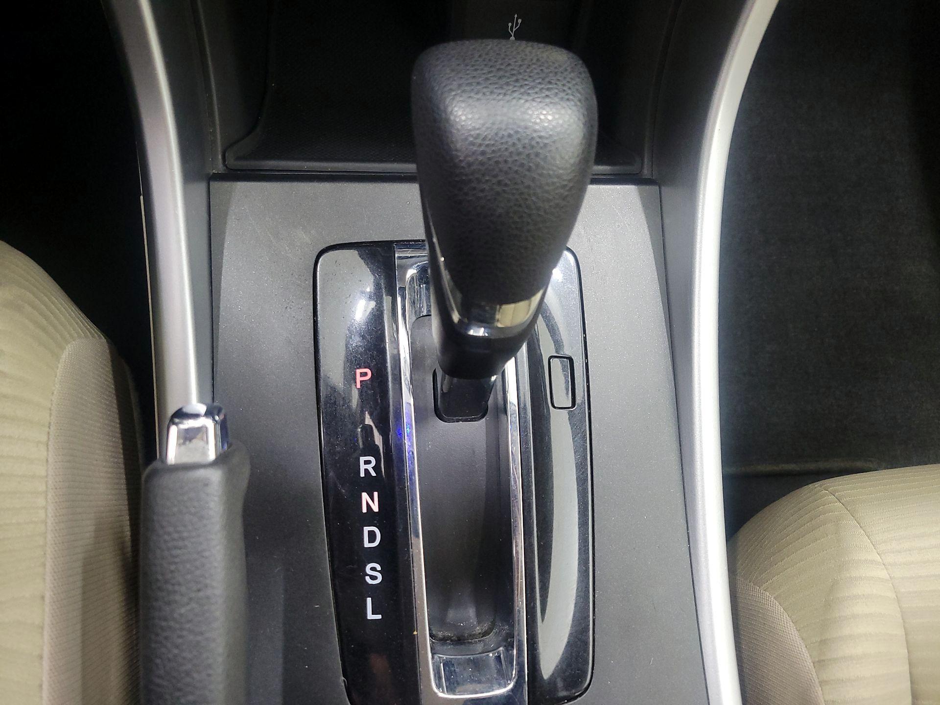 Thumbnail: 2015 Honda Accord - 17