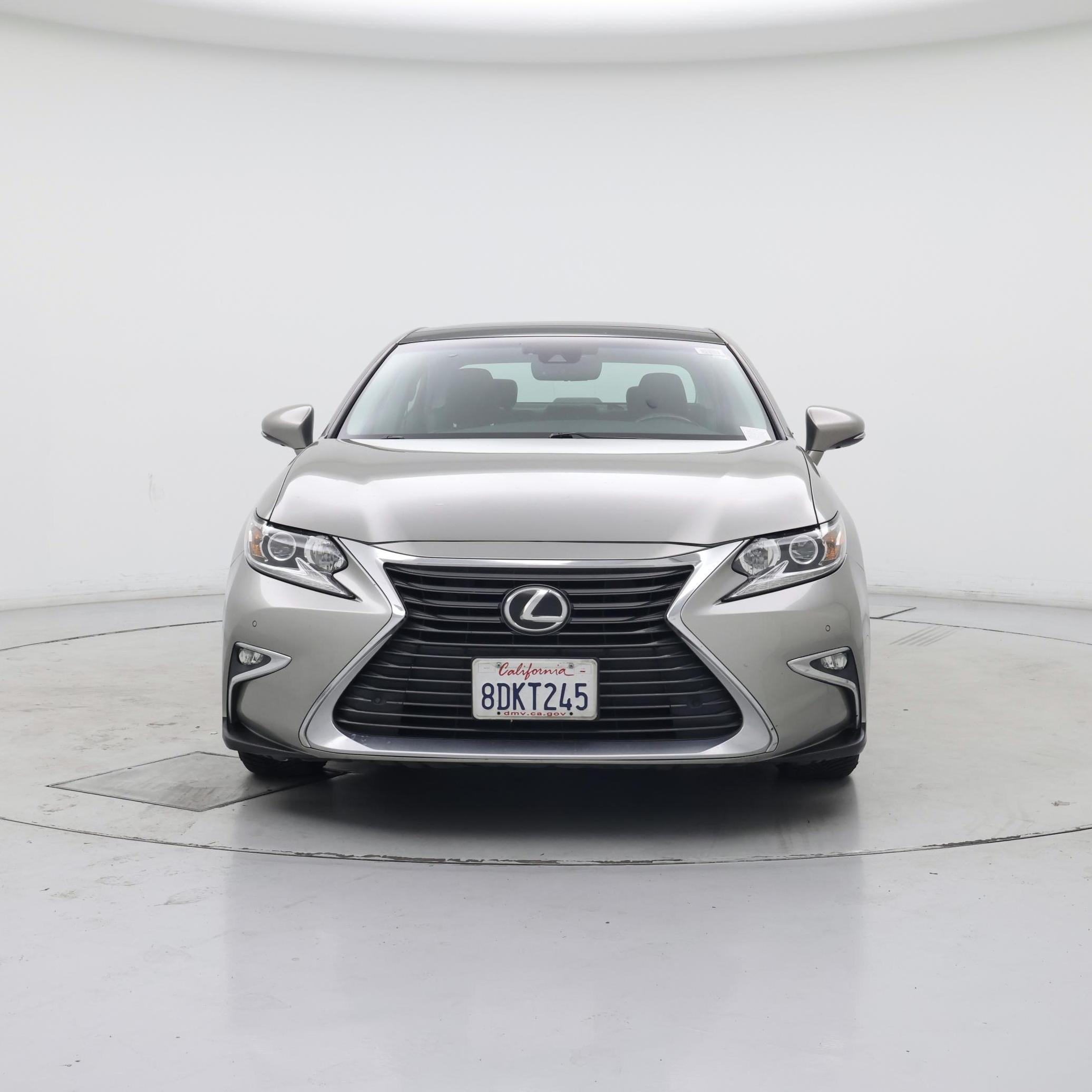 Thumbnail: 2018 Lexus ES - 5