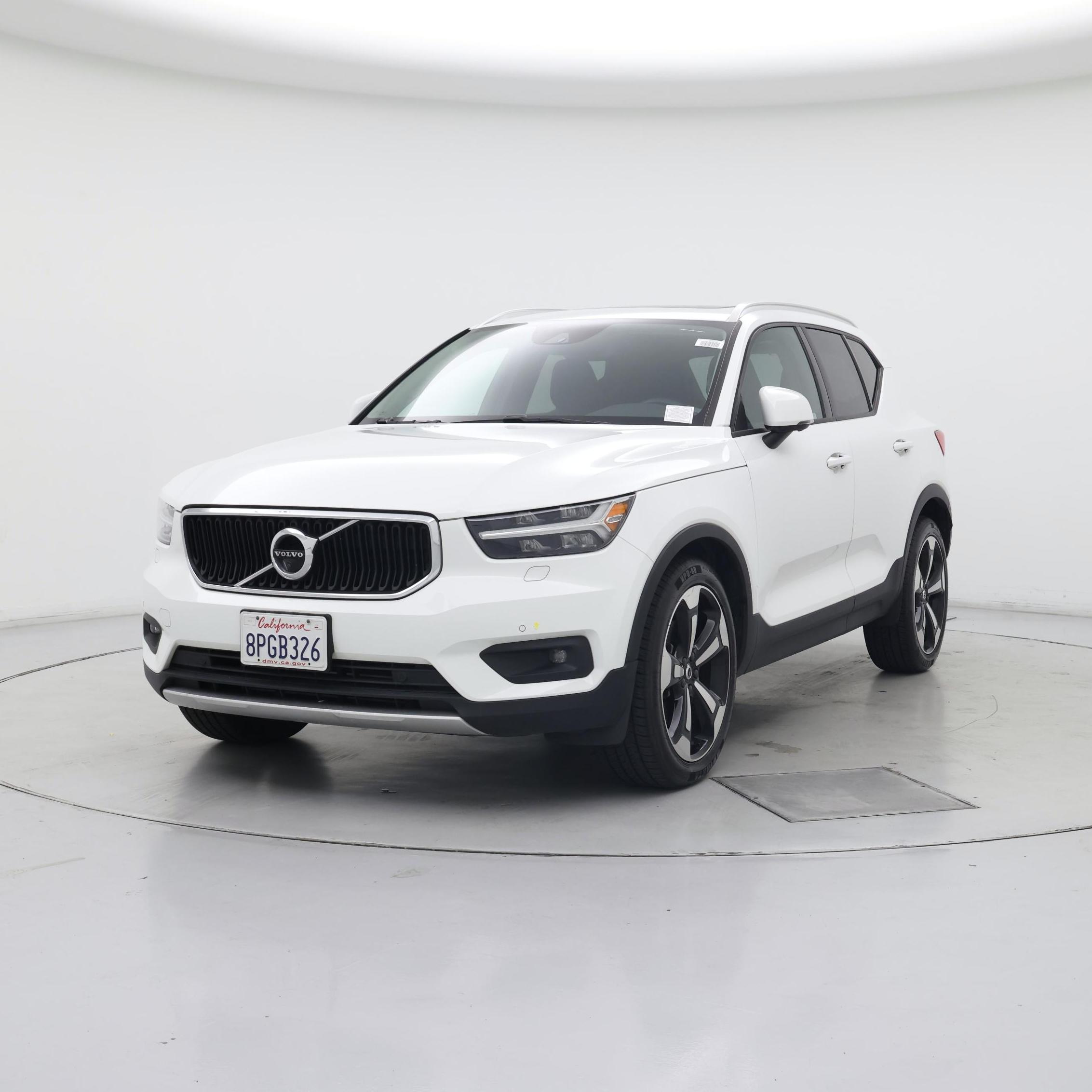 Thumbnail: 2020 Volvo XC40 - 4
