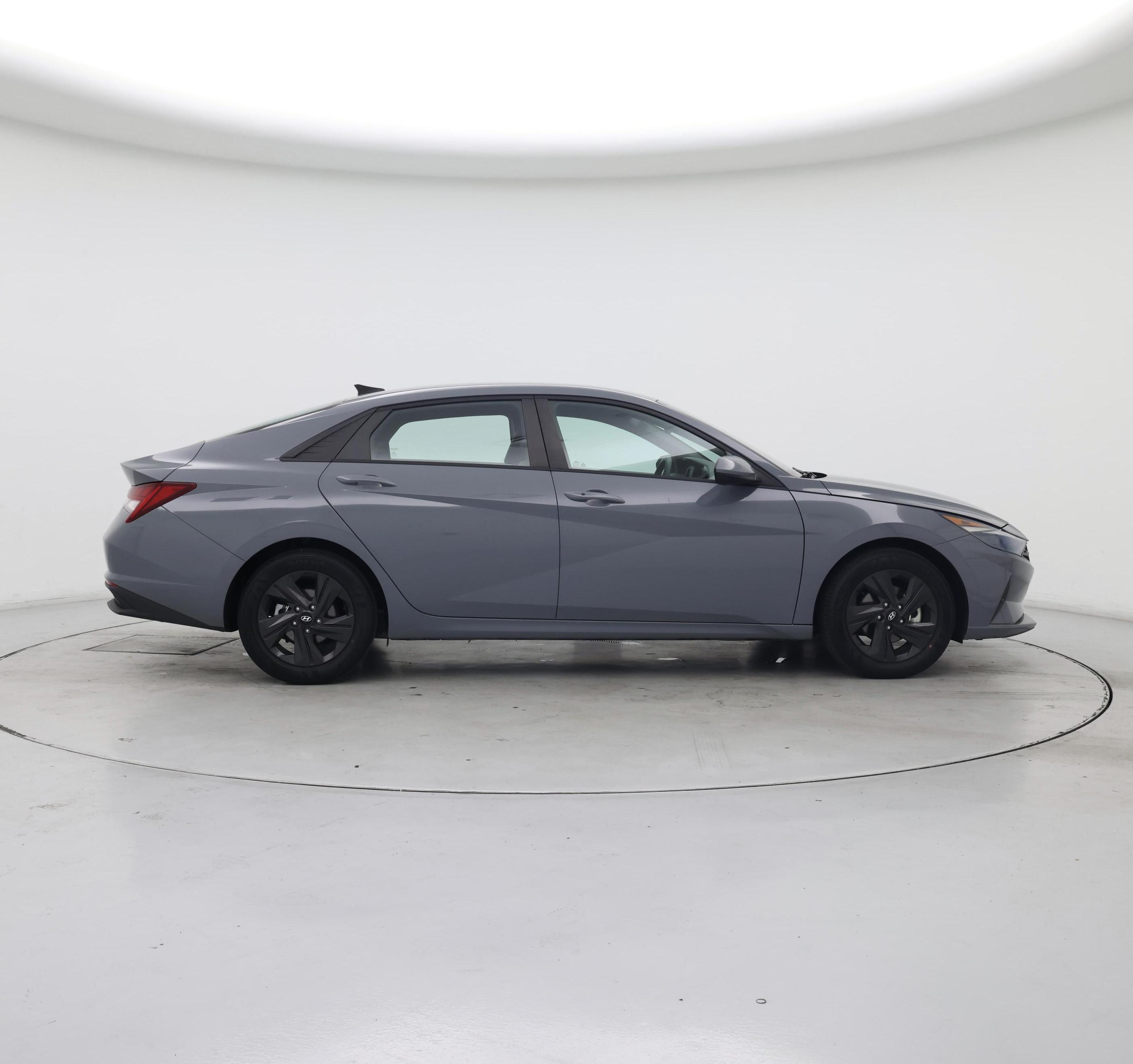 Thumbnail: 2022 Hyundai Elantra - 7