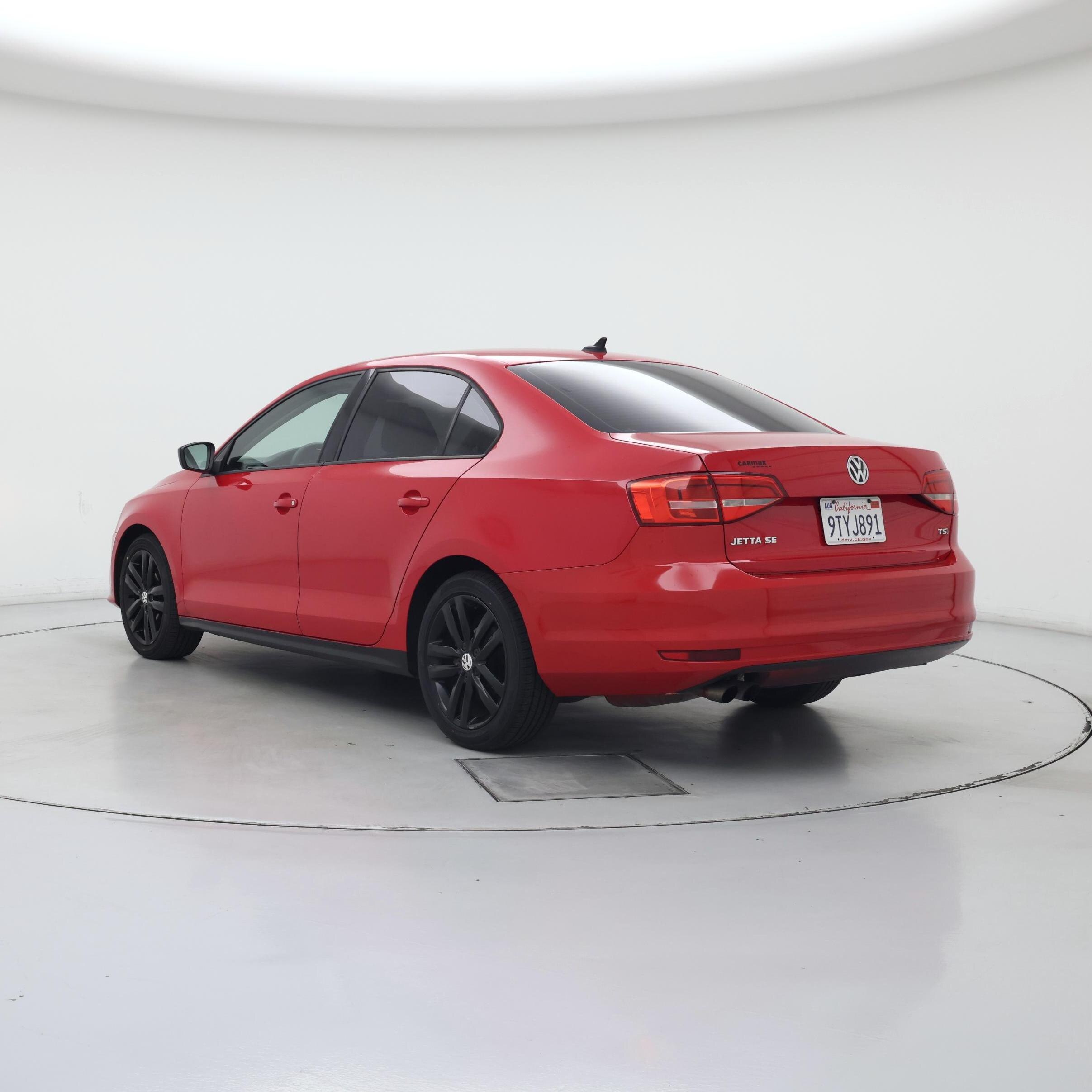 Thumbnail: 2015 Volkswagen Jetta - 2