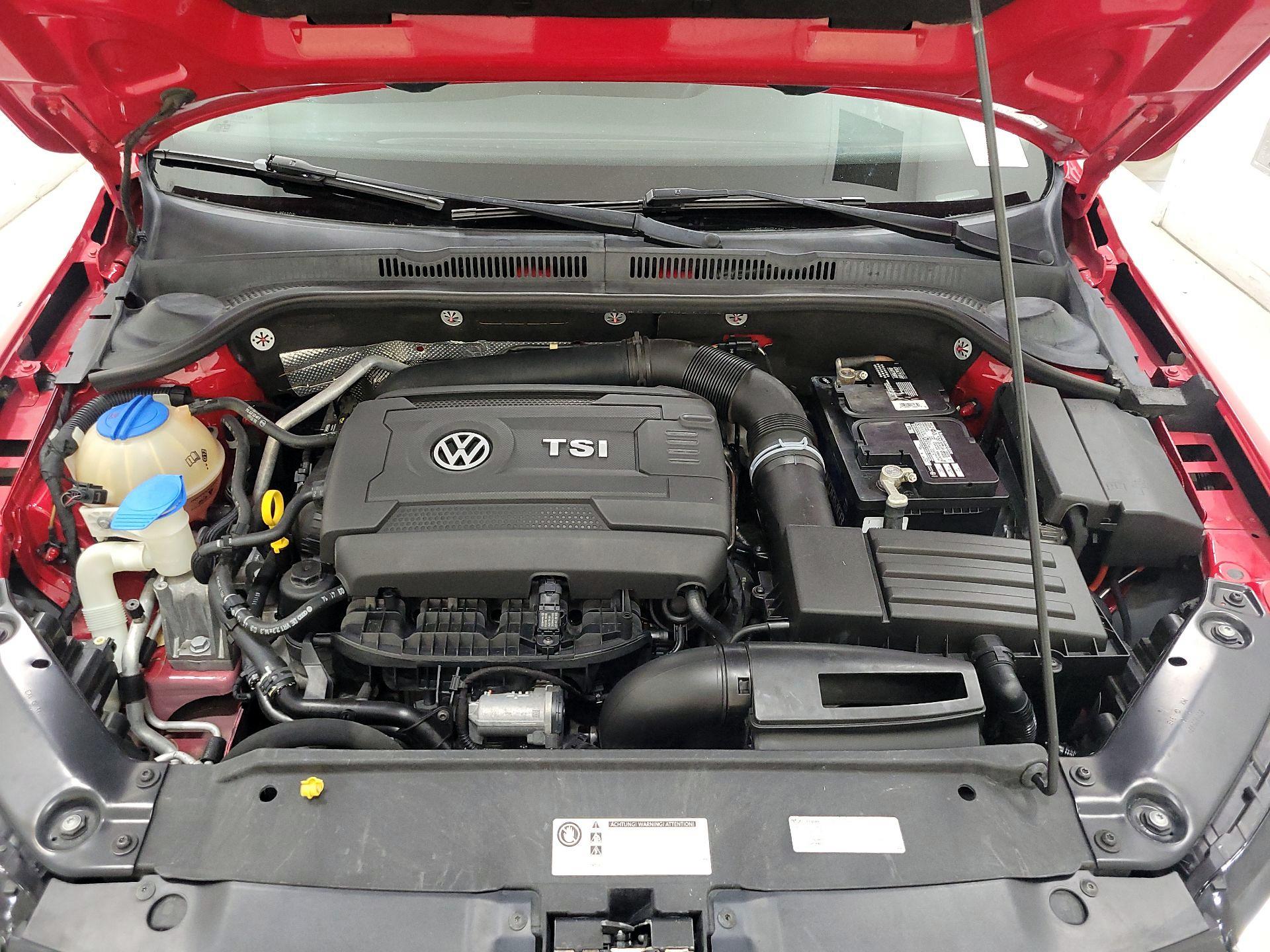 Thumbnail: 2015 Volkswagen Jetta - 20
