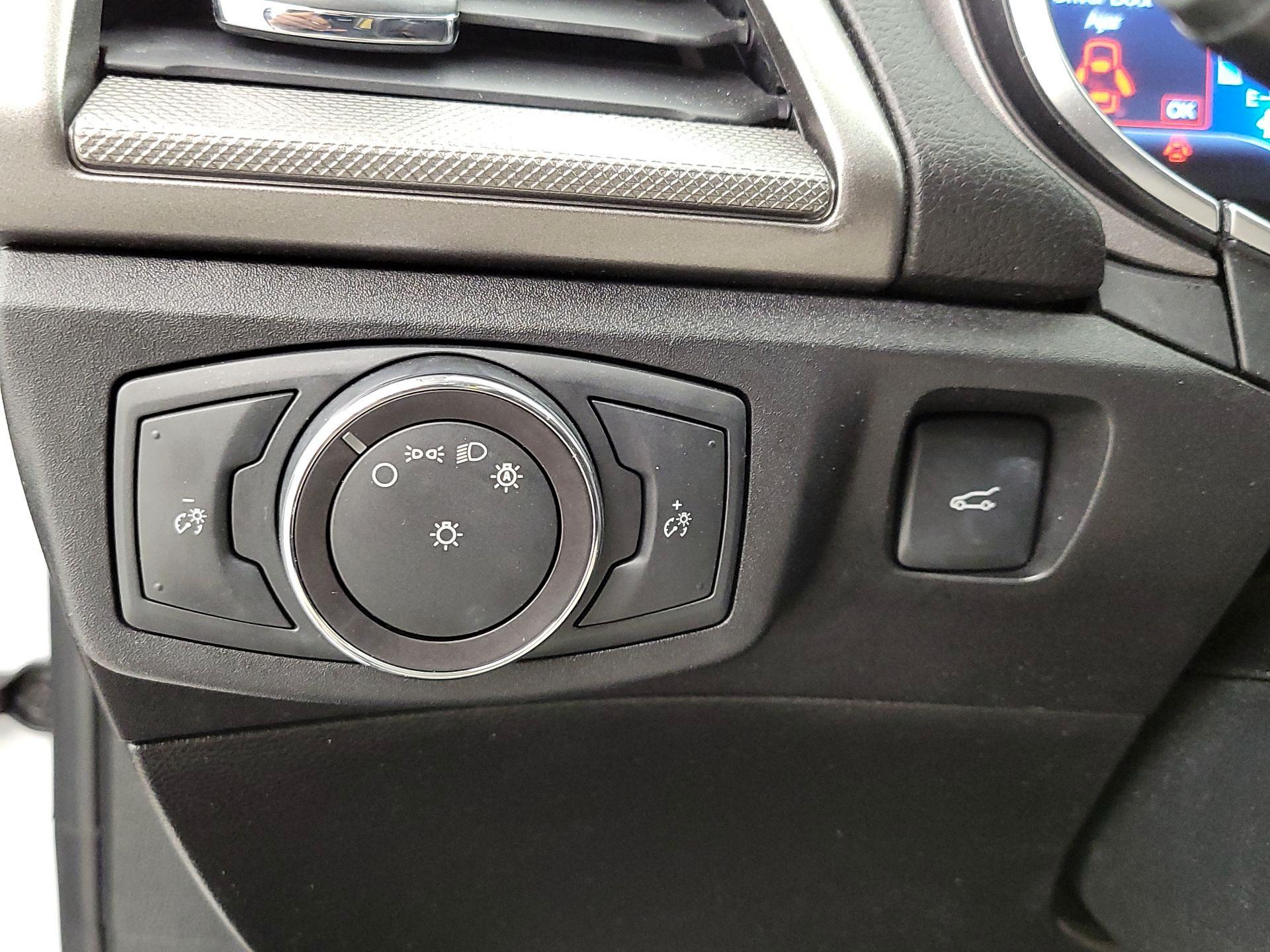 Thumbnail: 2018 Ford Fusion - 13