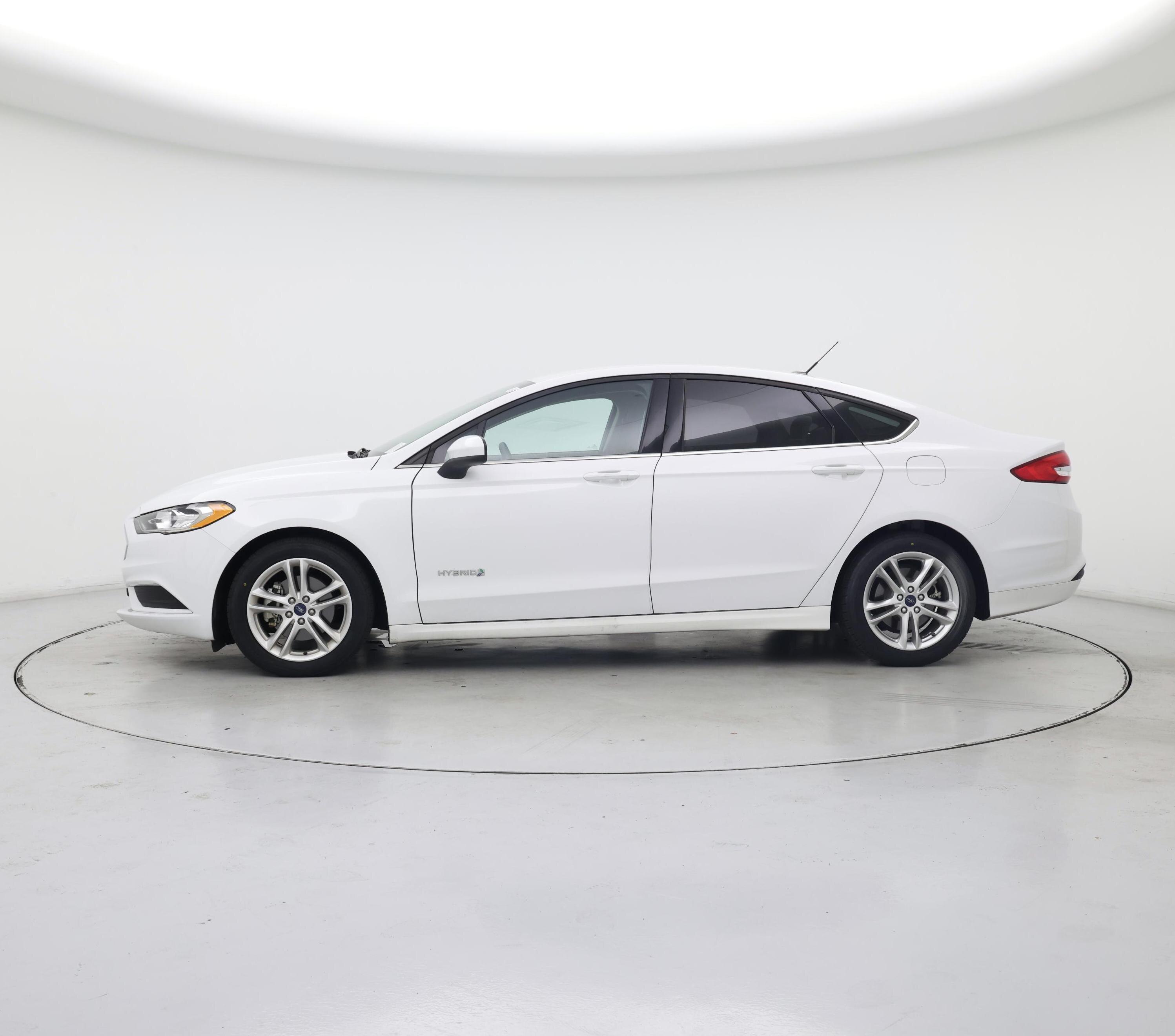 Thumbnail: 2018 Ford Fusion - 3