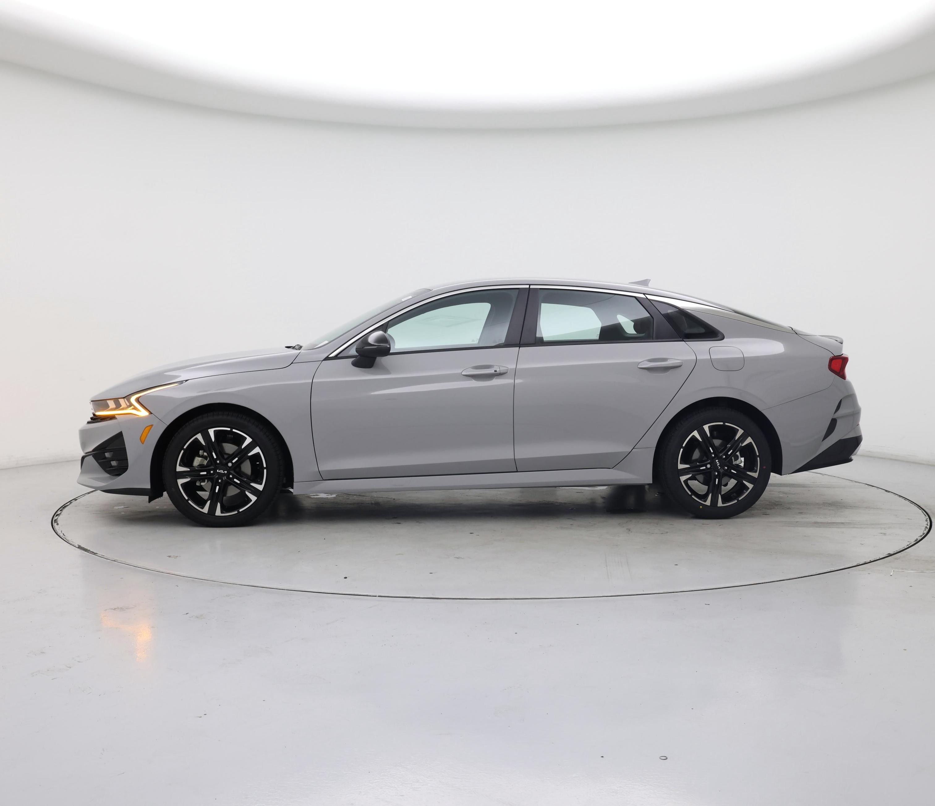 Thumbnail: 2023 Kia K5 - 3
