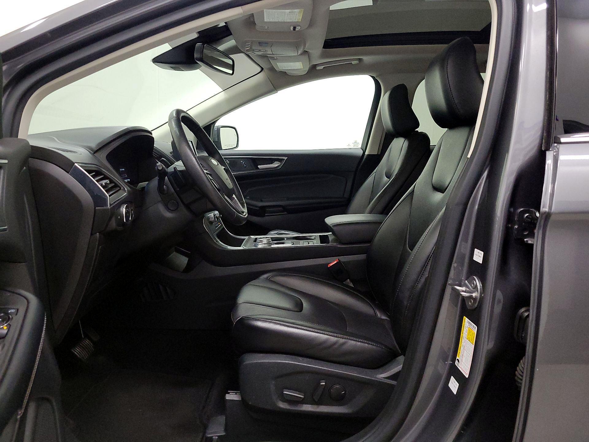 Thumbnail: 2022 Ford Edge - 11