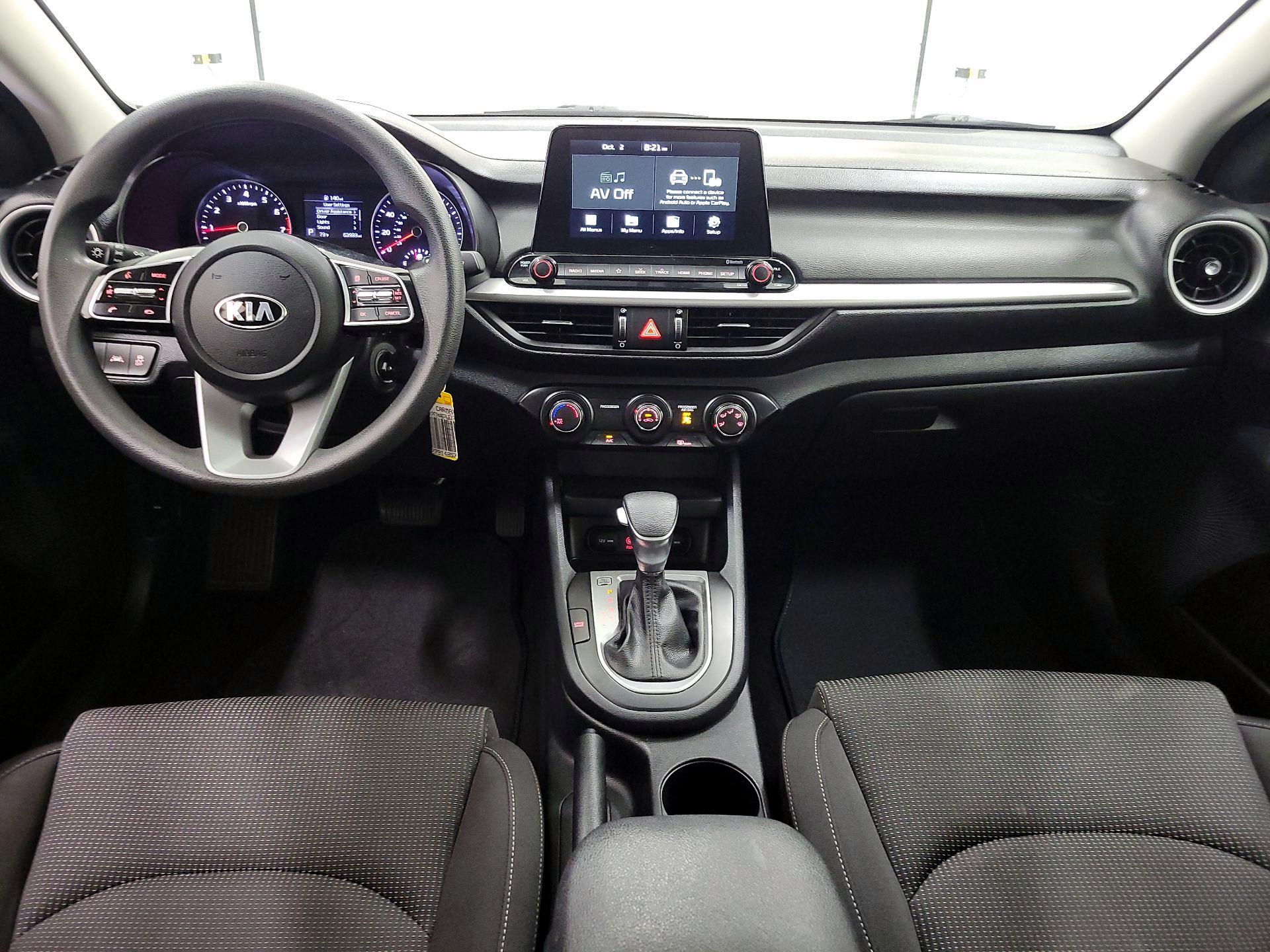 Thumbnail: 2020 Kia Forte - 9