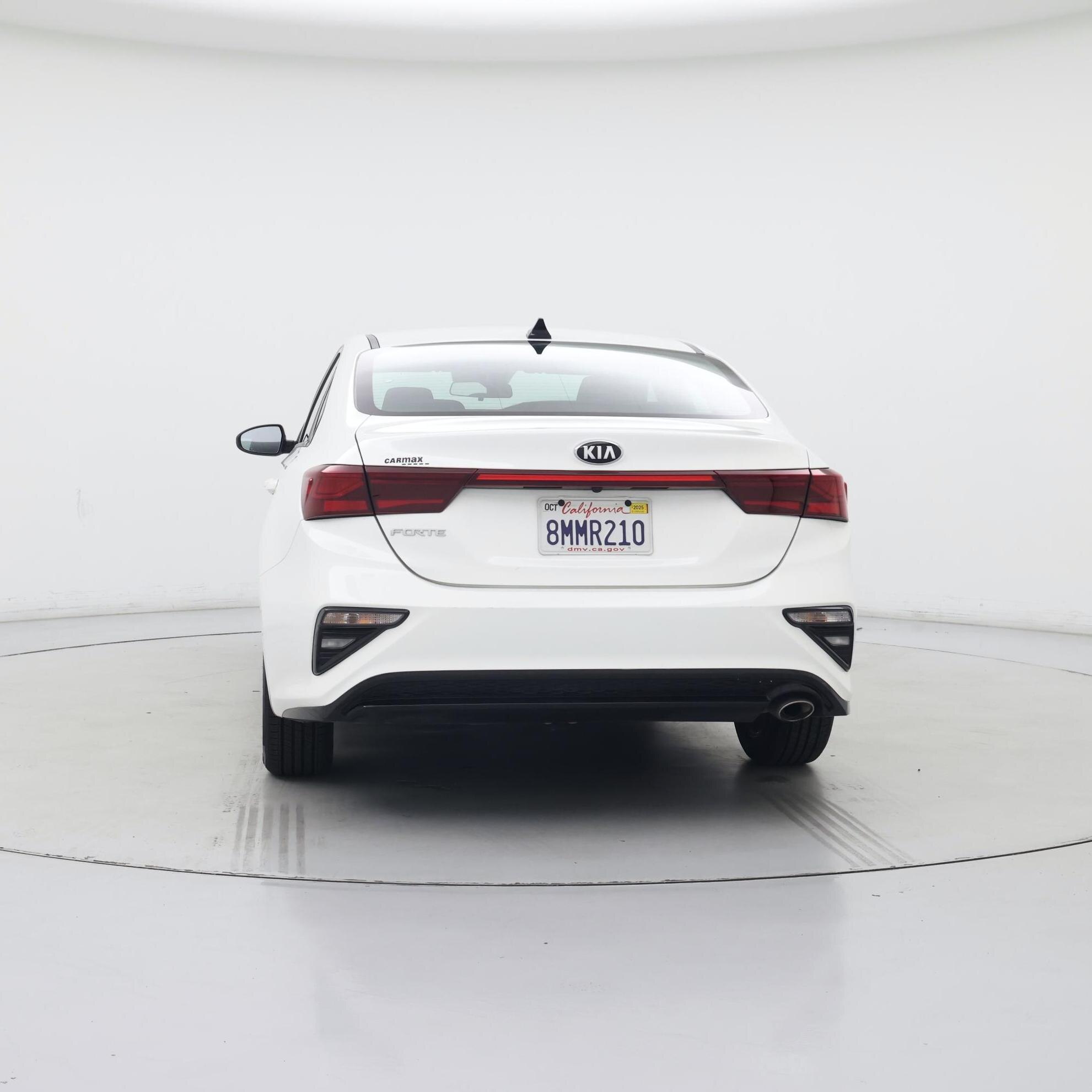 Thumbnail: 2020 Kia Forte - 6