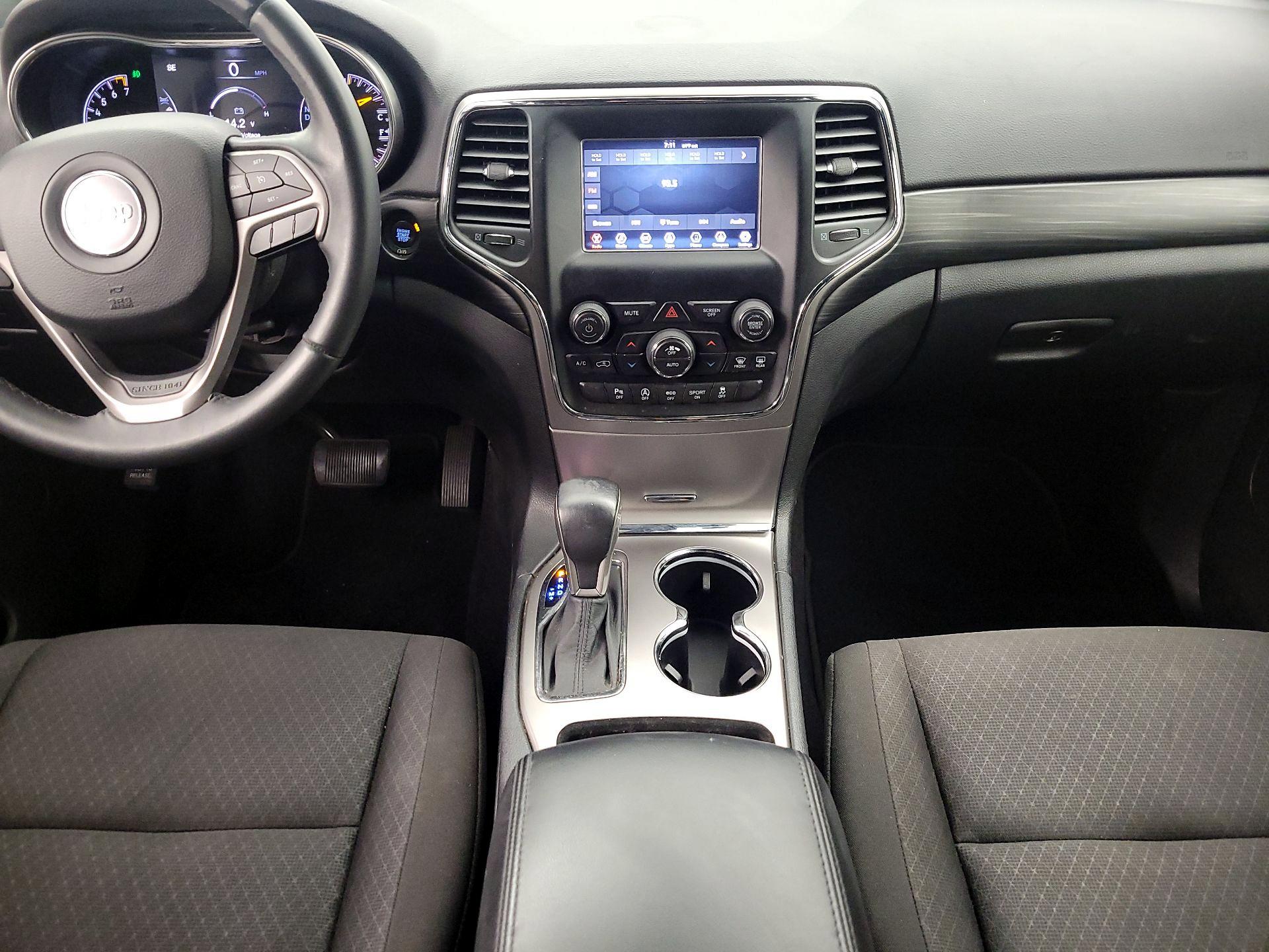 Thumbnail: 2019 Jeep Grand Cherokee - 9