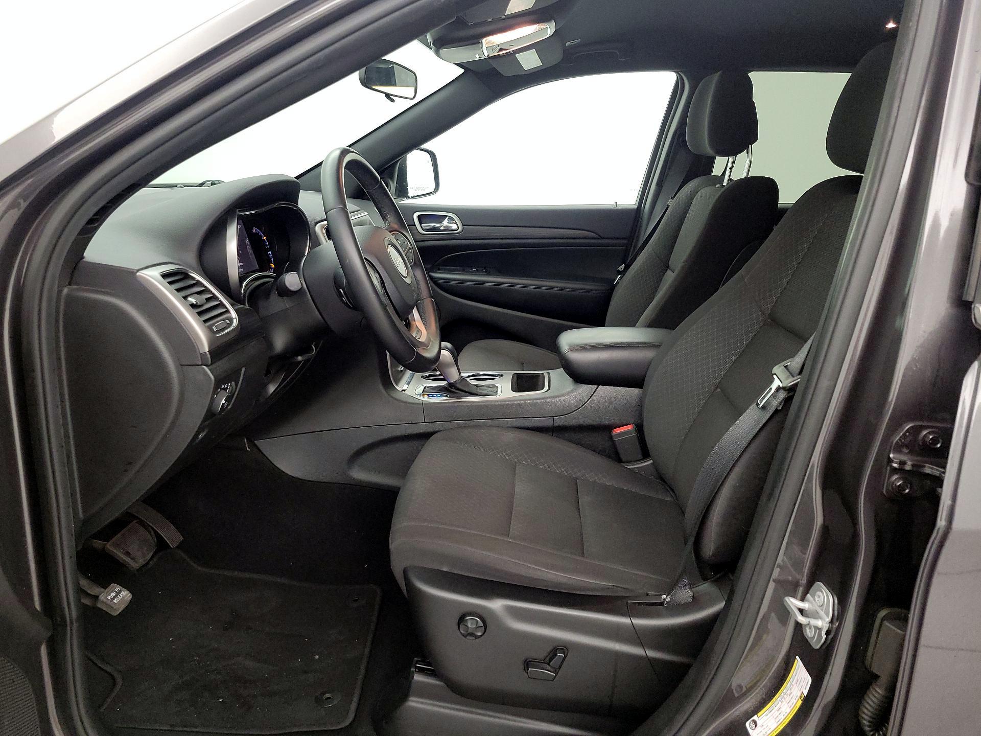 Thumbnail: 2019 Jeep Grand Cherokee - 11