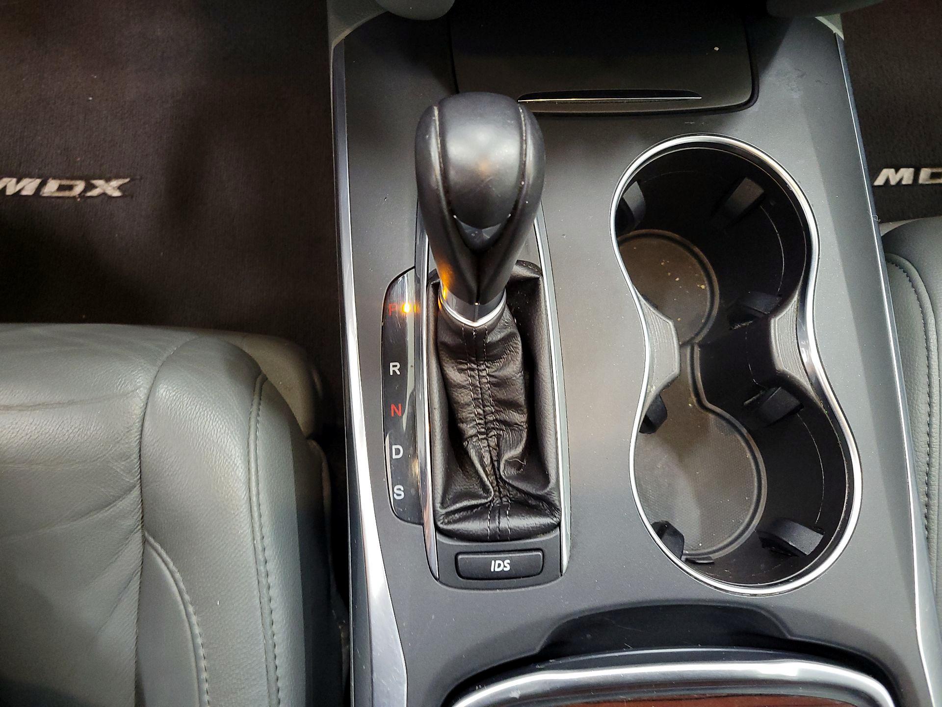 Thumbnail: 2015 Acura MDX - 18