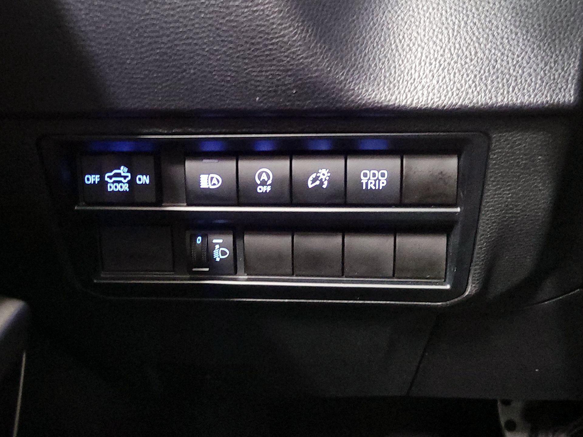 Thumbnail: 2023 Toyota Tundra - 13