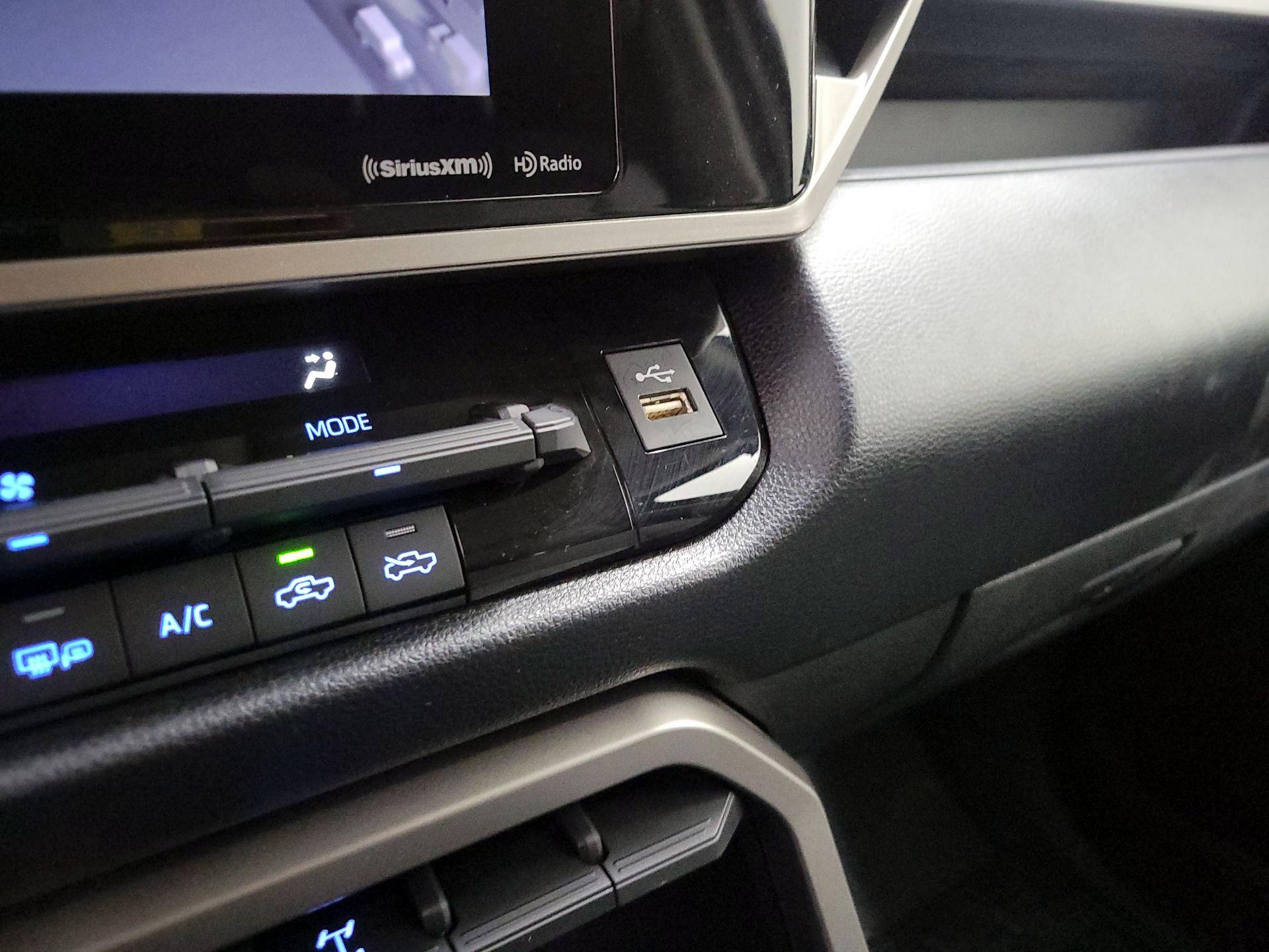 Thumbnail: 2023 Toyota Tundra - 18