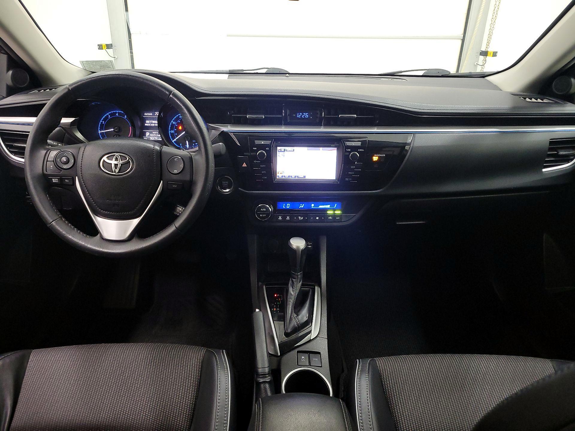 Thumbnail: 2014 Toyota Corolla - 9