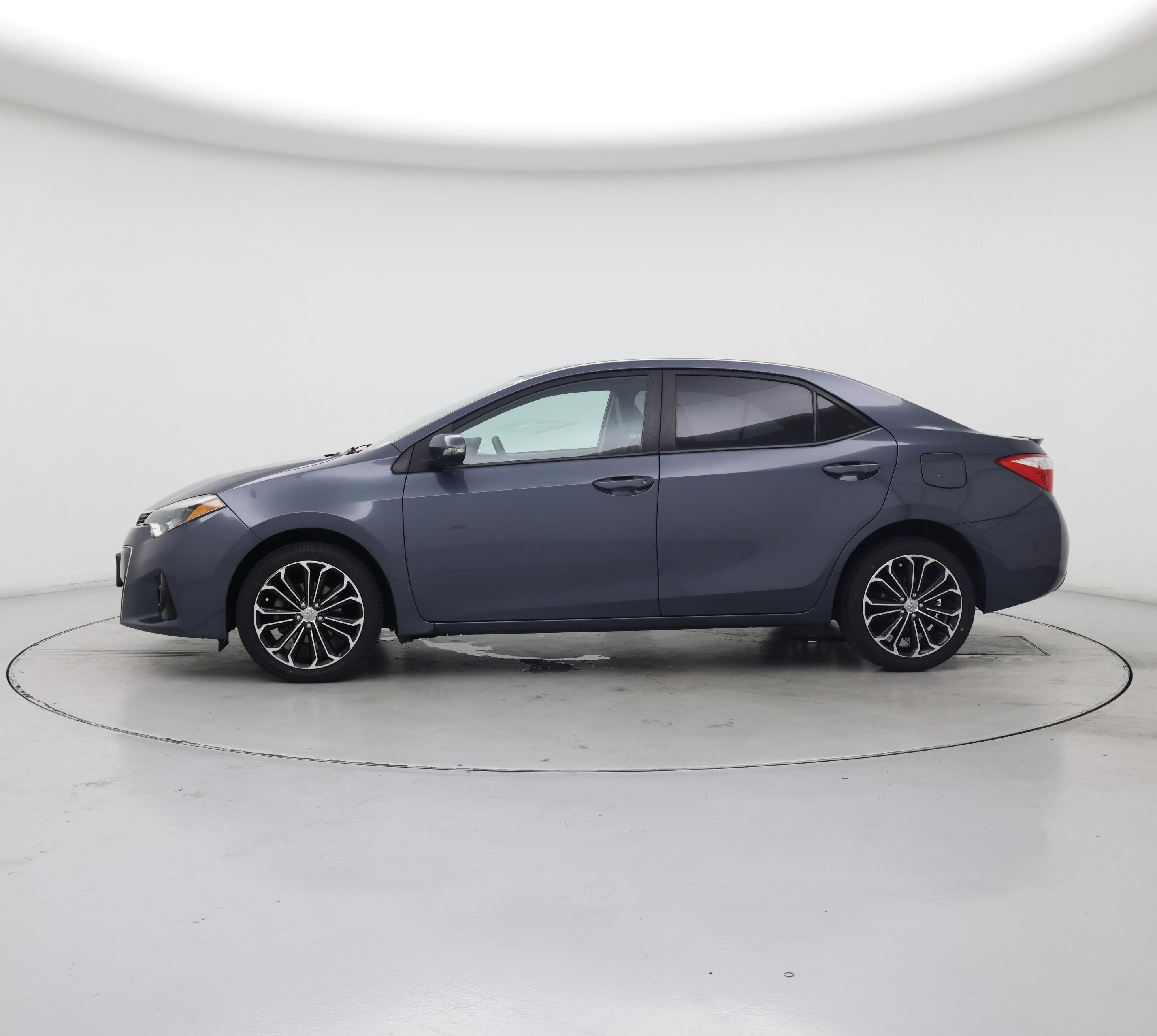 Thumbnail: 2014 Toyota Corolla - 3