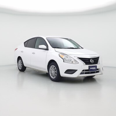 White 2019 Nissan Versa SV