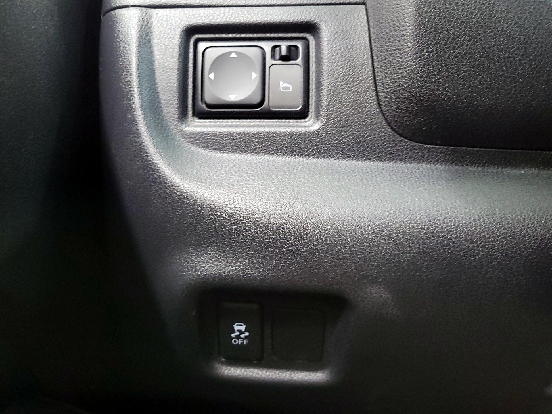 Thumbnail: 2019 Nissan Versa - 13