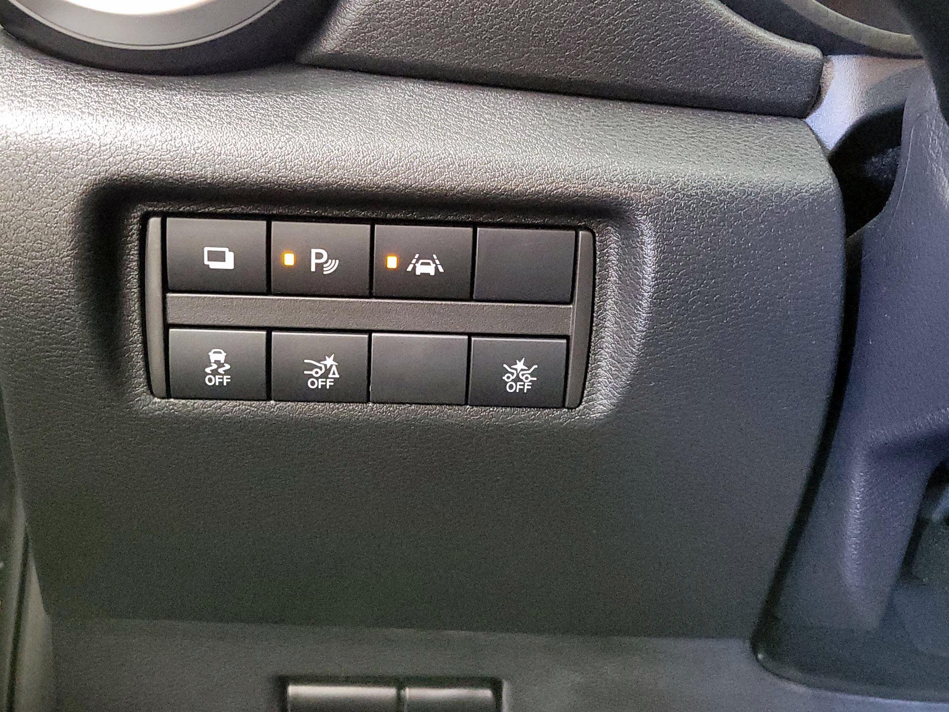 Thumbnail: 2020 Nissan Versa - 13
