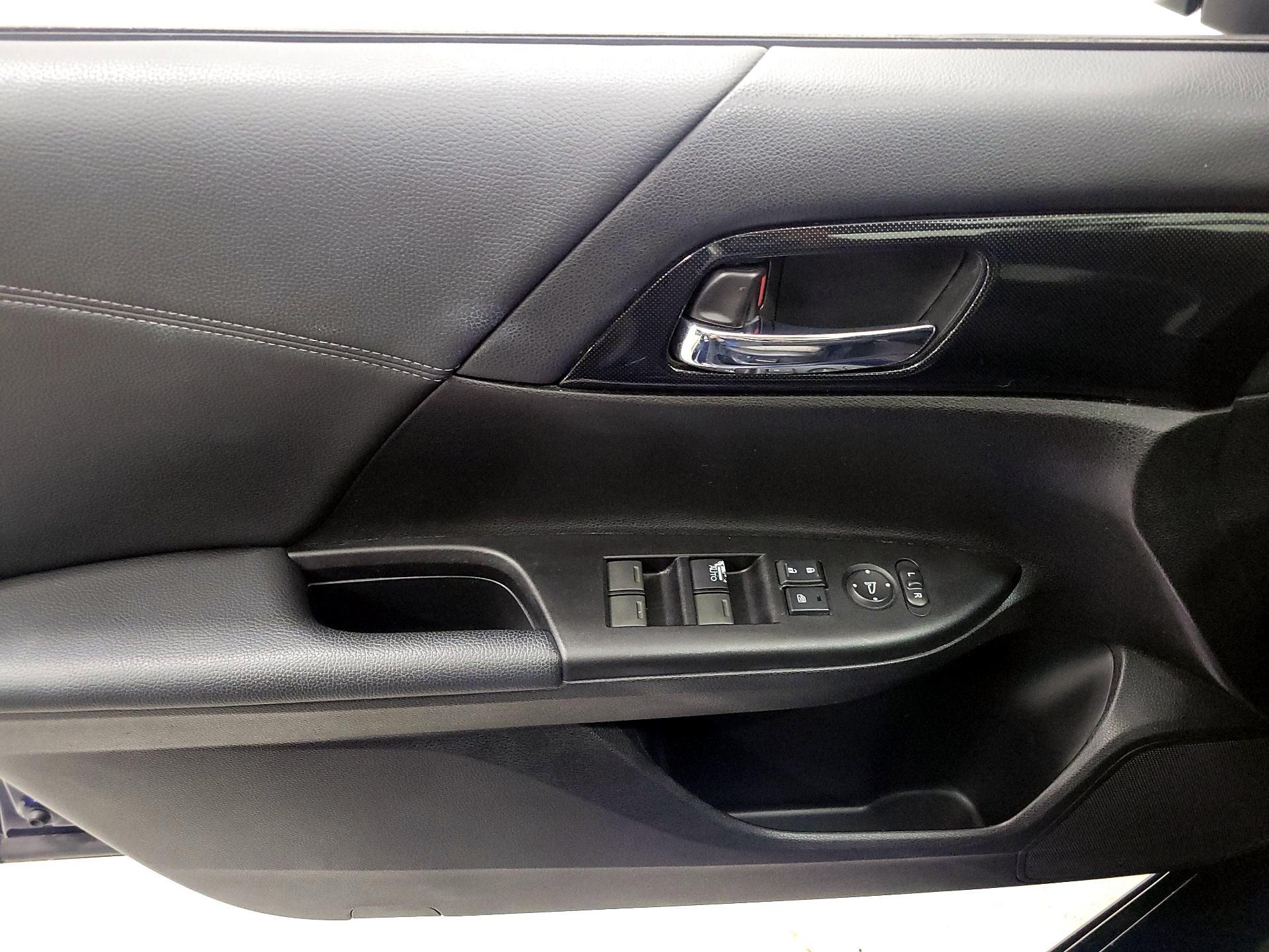 Thumbnail: 2014 Honda Accord - 12
