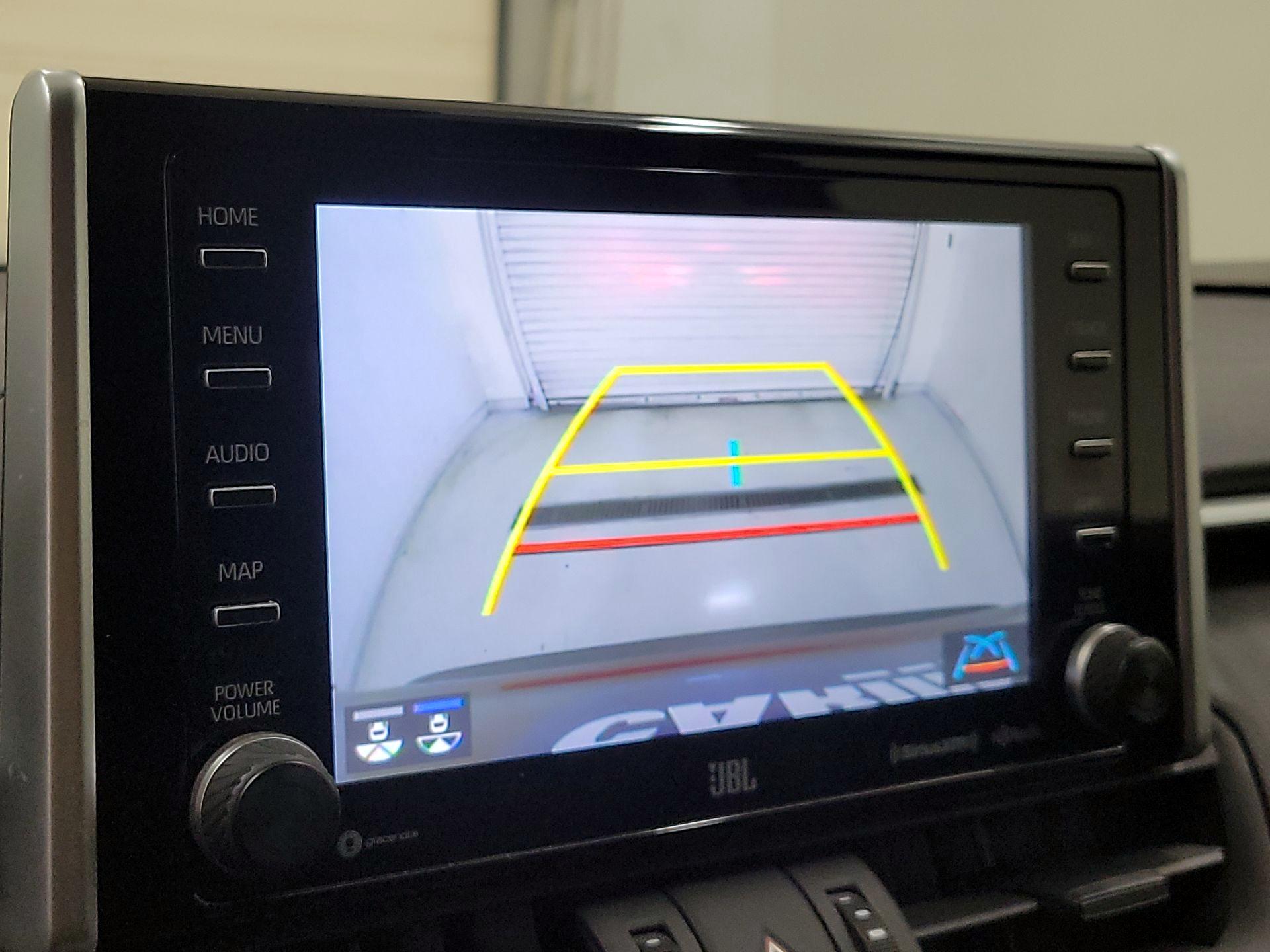 Thumbnail: 2019 Toyota RAV4 - 15
