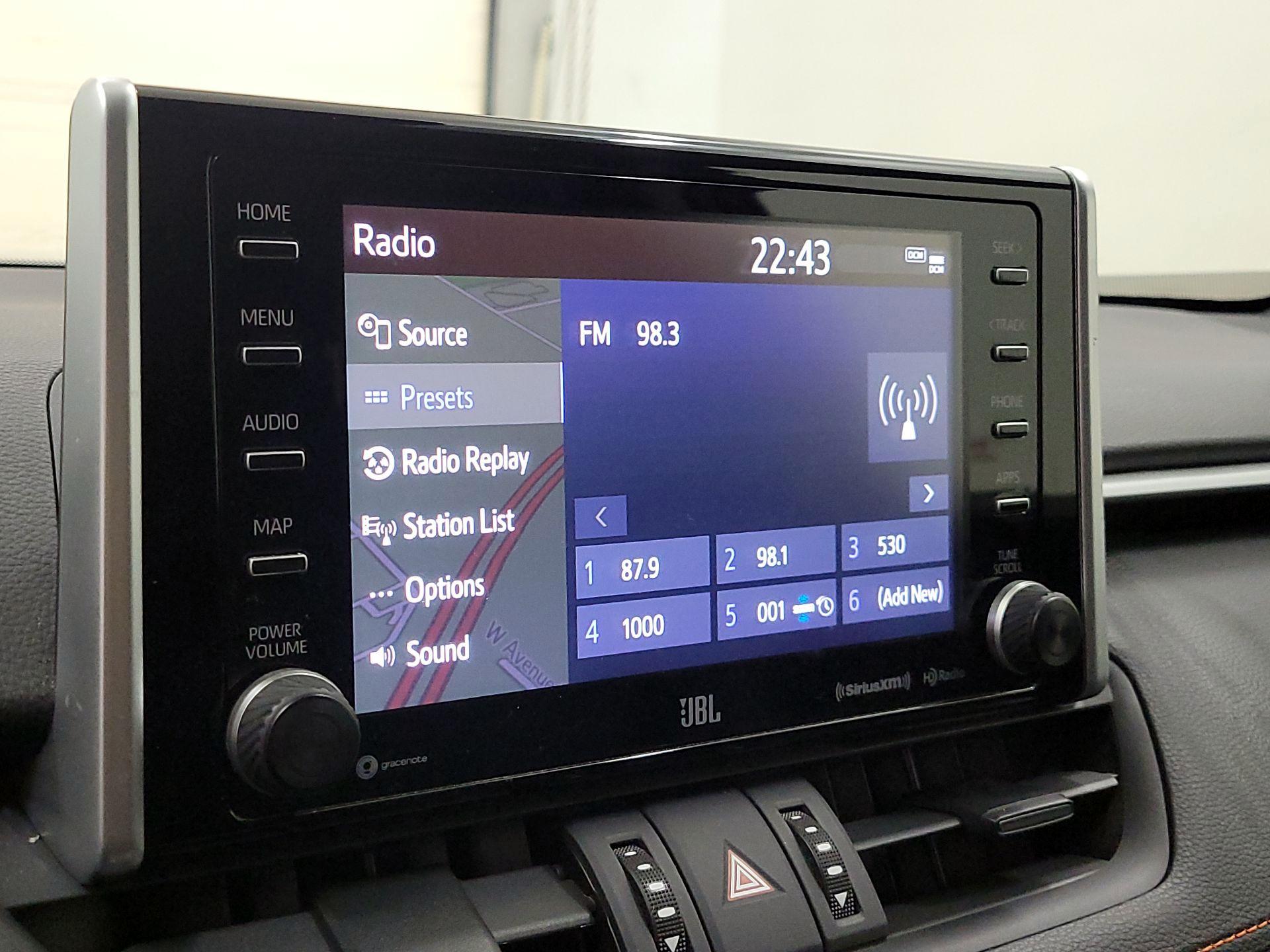 Thumbnail: 2019 Toyota RAV4 - 16
