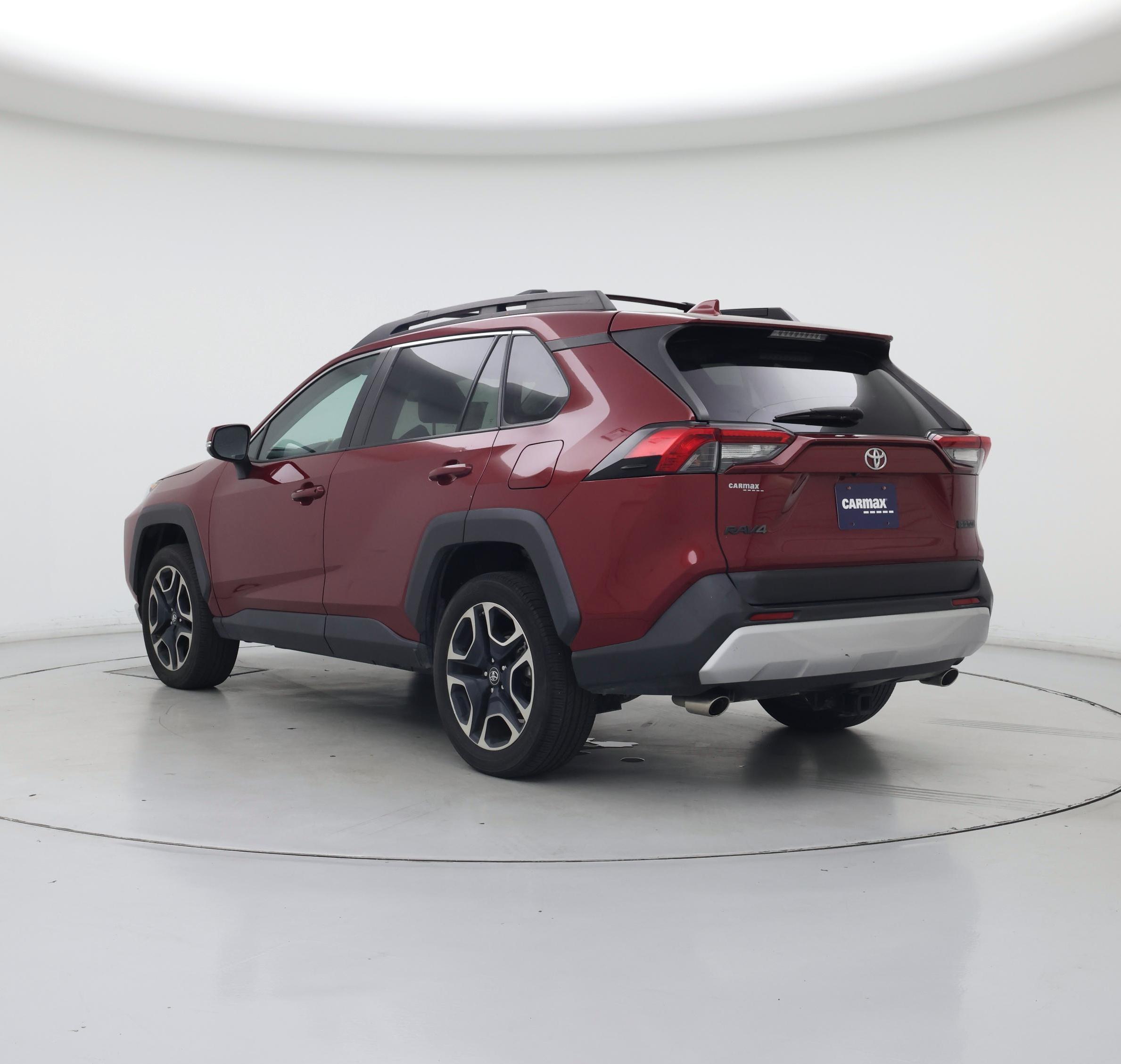 Thumbnail: 2019 Toyota RAV4 - 2