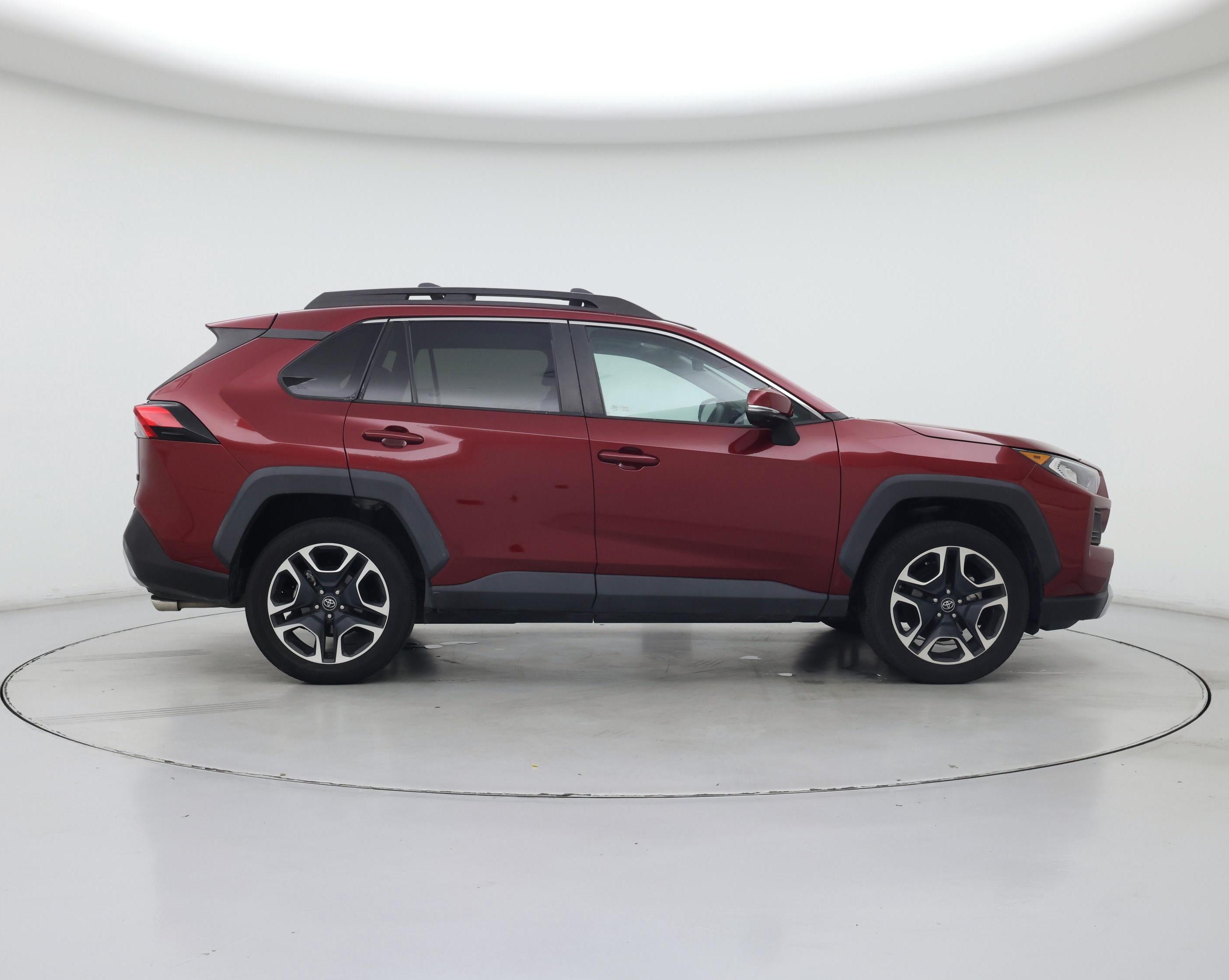 Thumbnail: 2019 Toyota RAV4 - 7