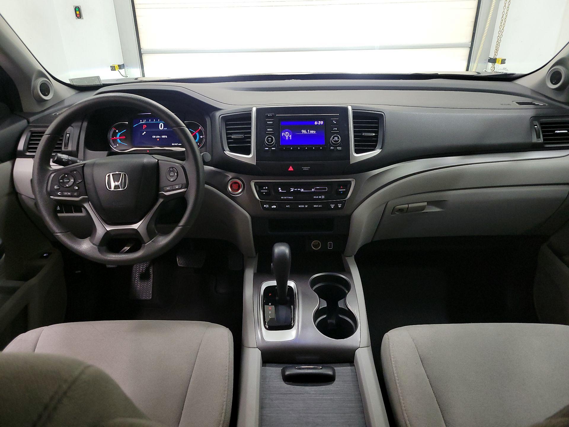 Thumbnail: 2020 Honda Pilot - 9
