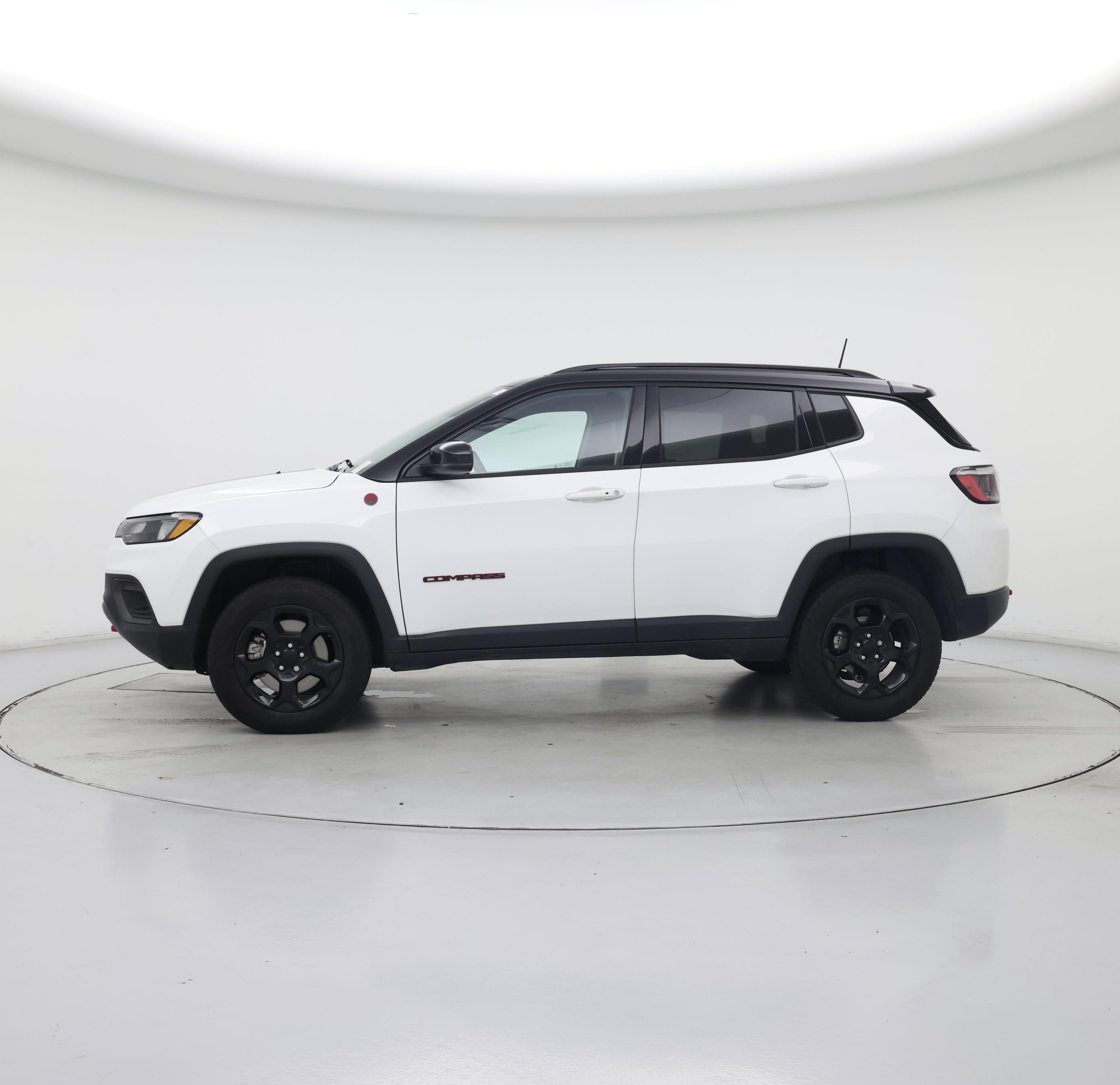 Thumbnail: 2023 Jeep Compass - 3