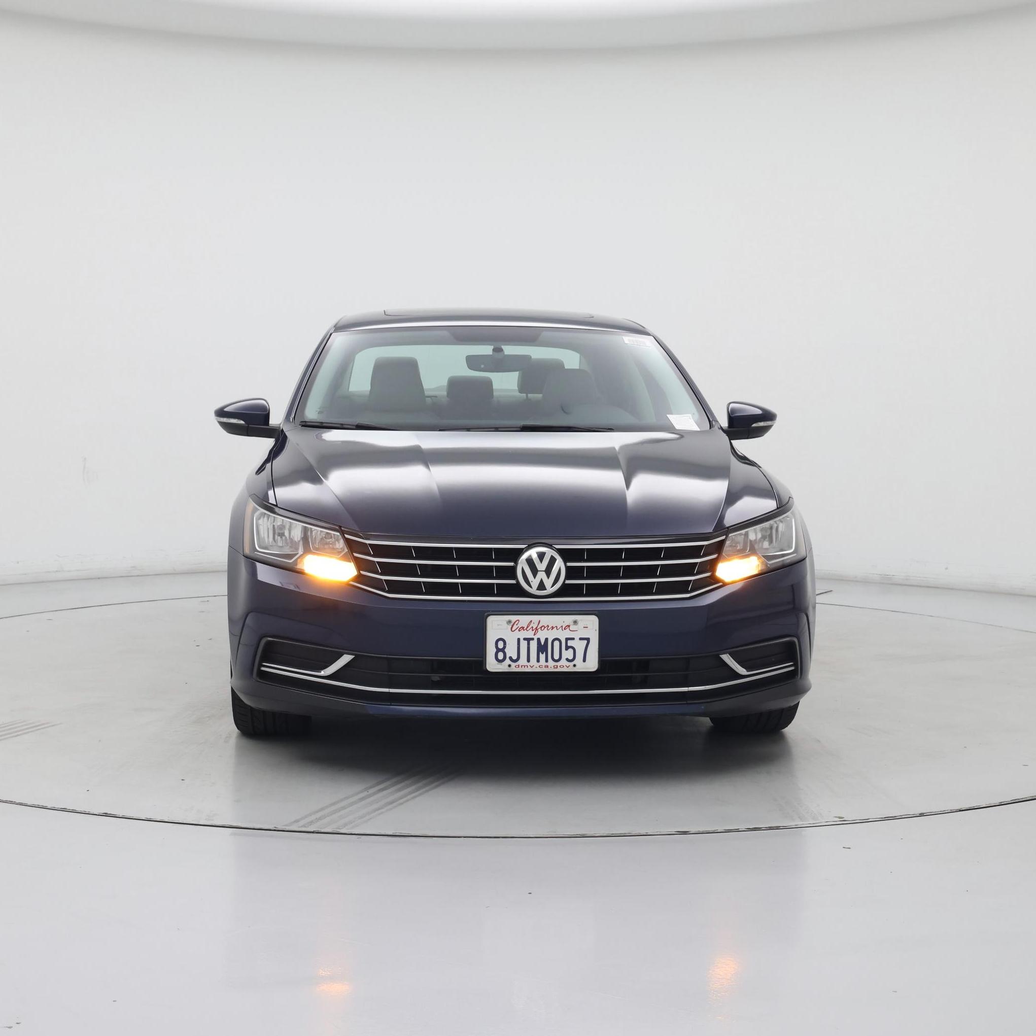 Thumbnail: 2019 Volkswagen Passat - 5