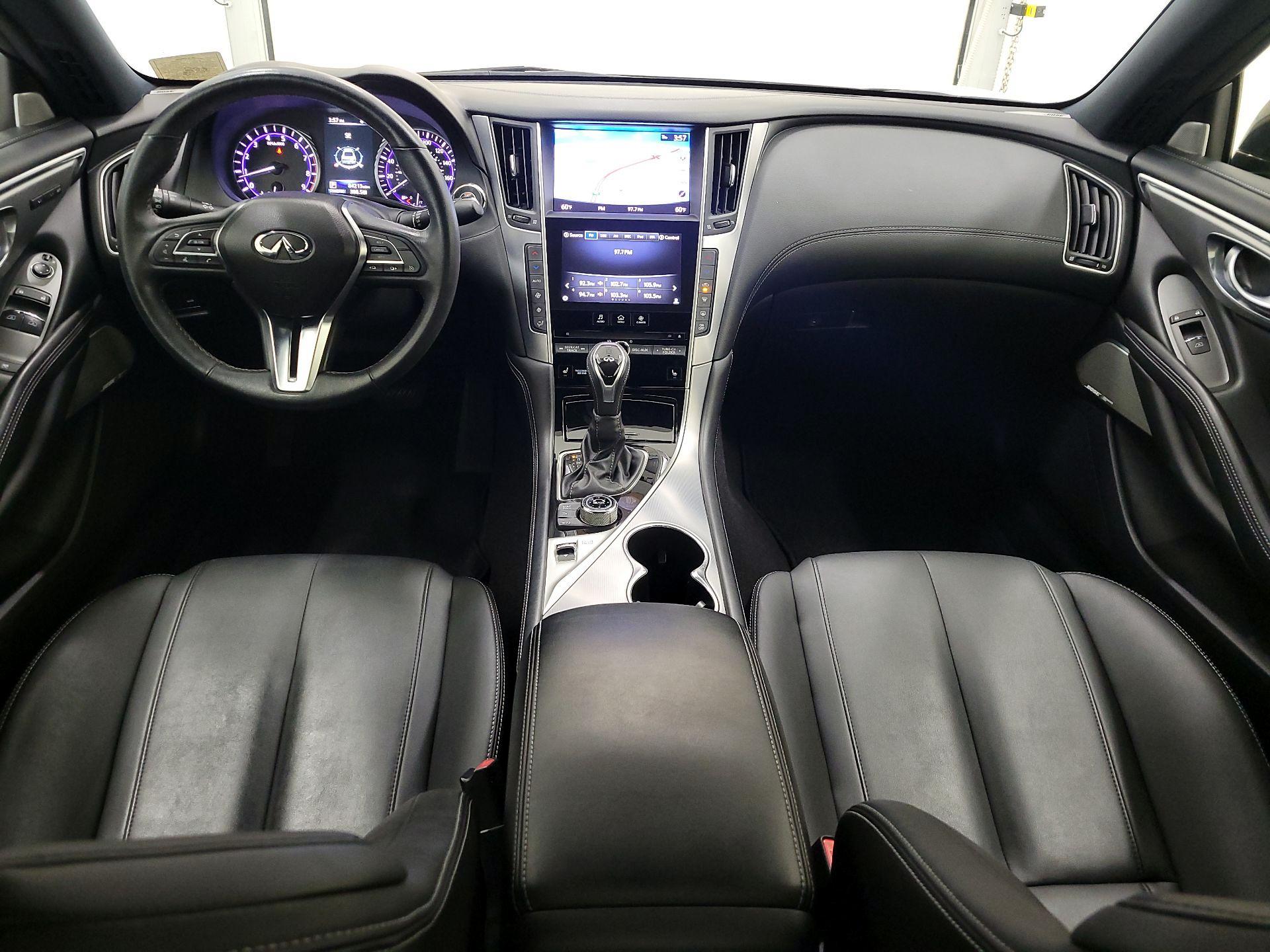 Thumbnail: 2017 INFINITI Q60 - 9