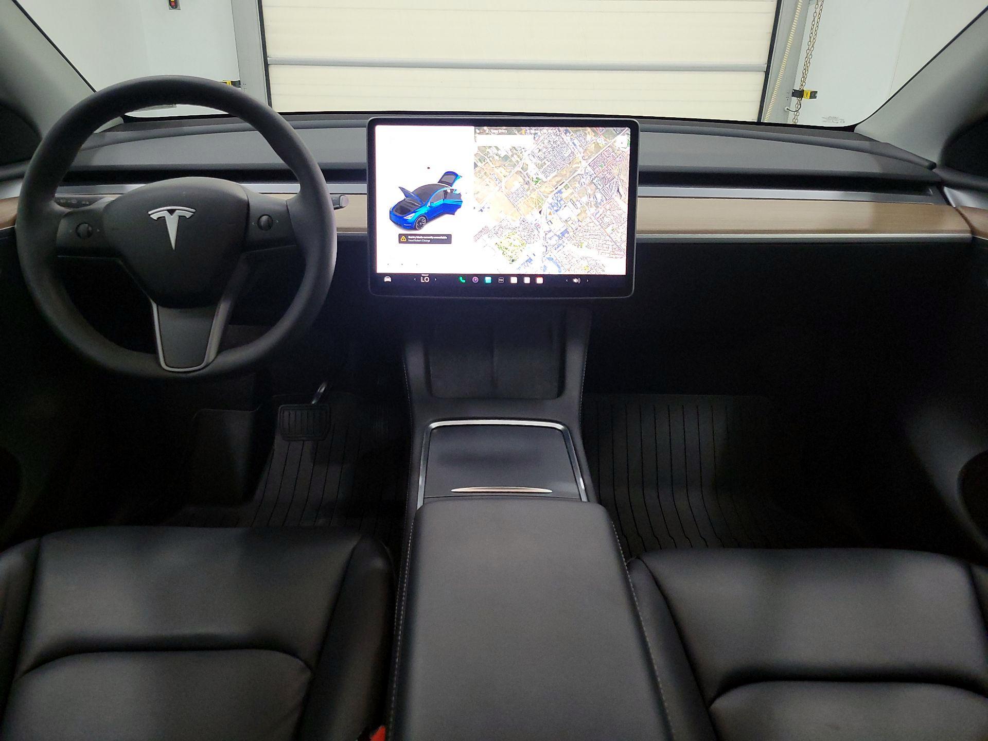 Thumbnail: 2023 Tesla Model Y - 9