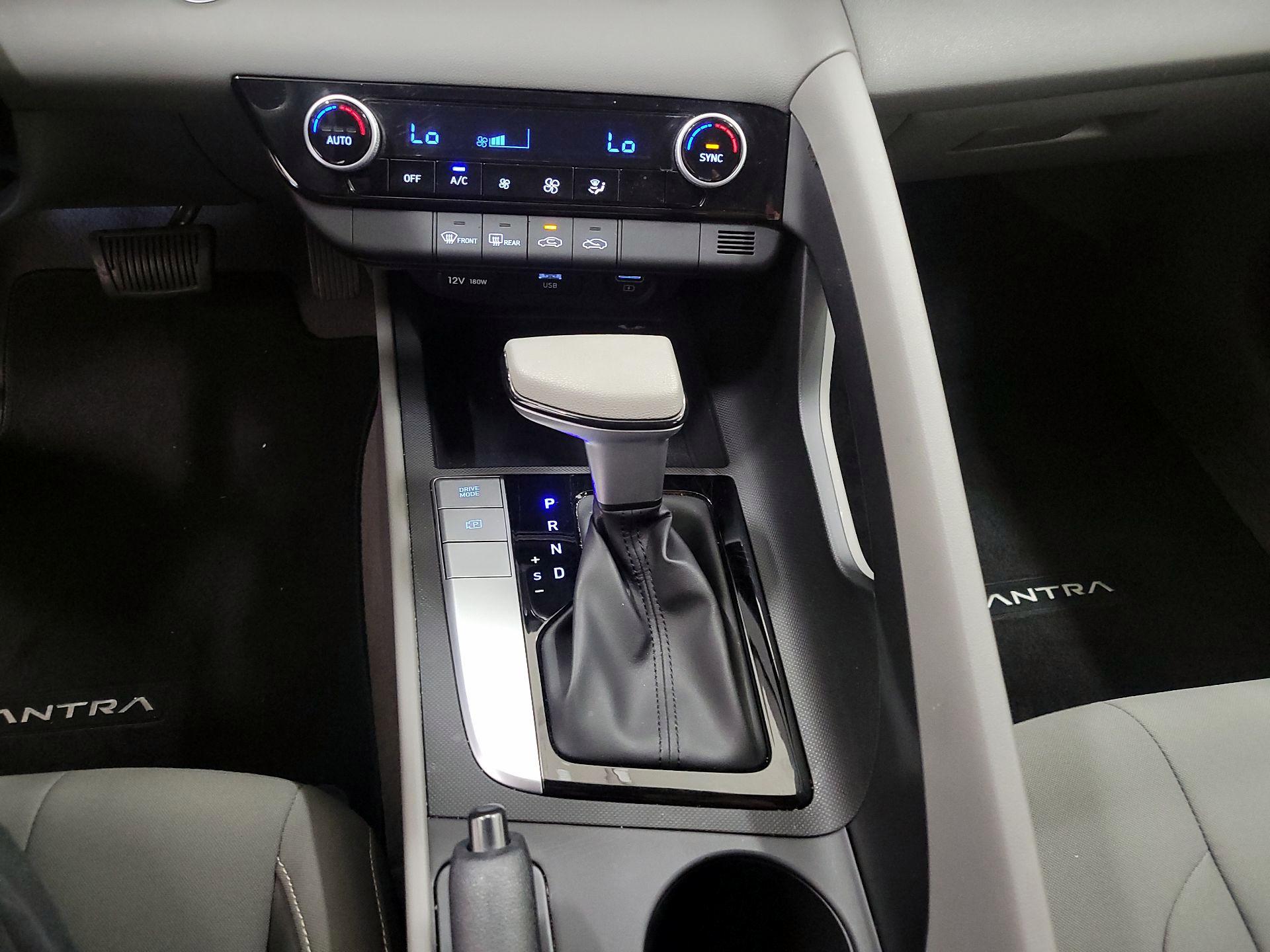 Thumbnail: 2023 Hyundai Elantra - 17