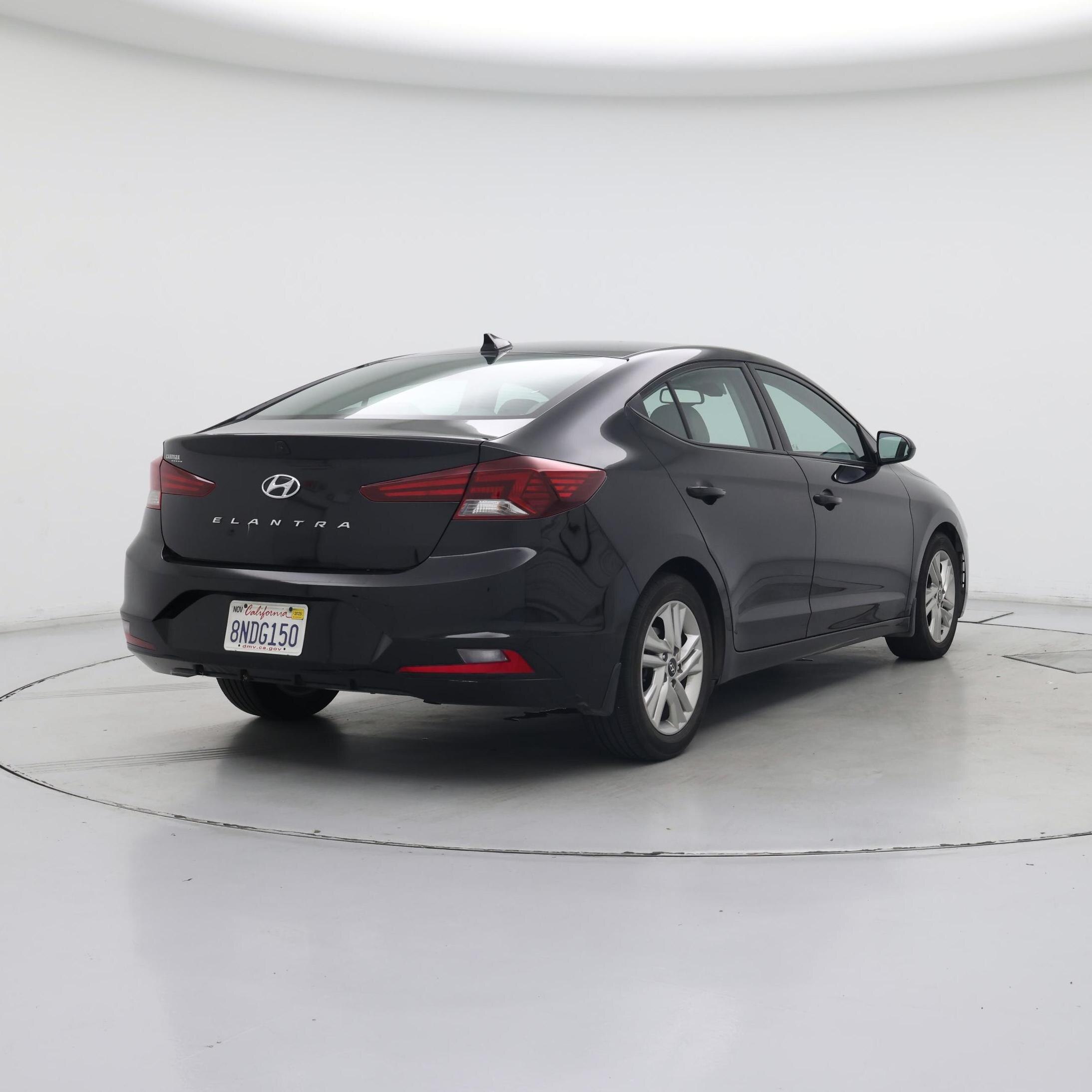 Thumbnail: 2019 Hyundai Elantra - 8