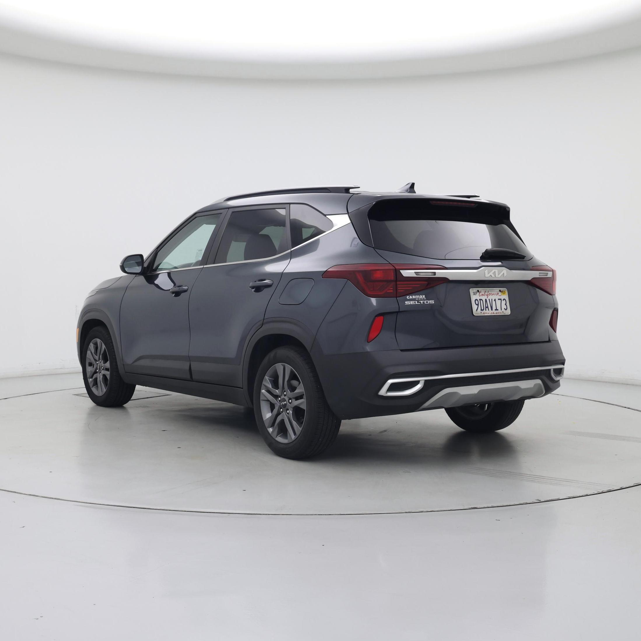 Thumbnail: 2023 Kia Seltos - 2