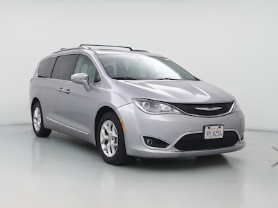 Silver 2020 Chrysler Pacifica Limited