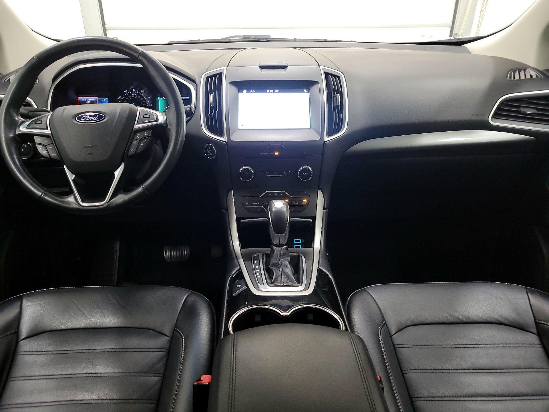 Thumbnail: 2016 Ford Edge - 9