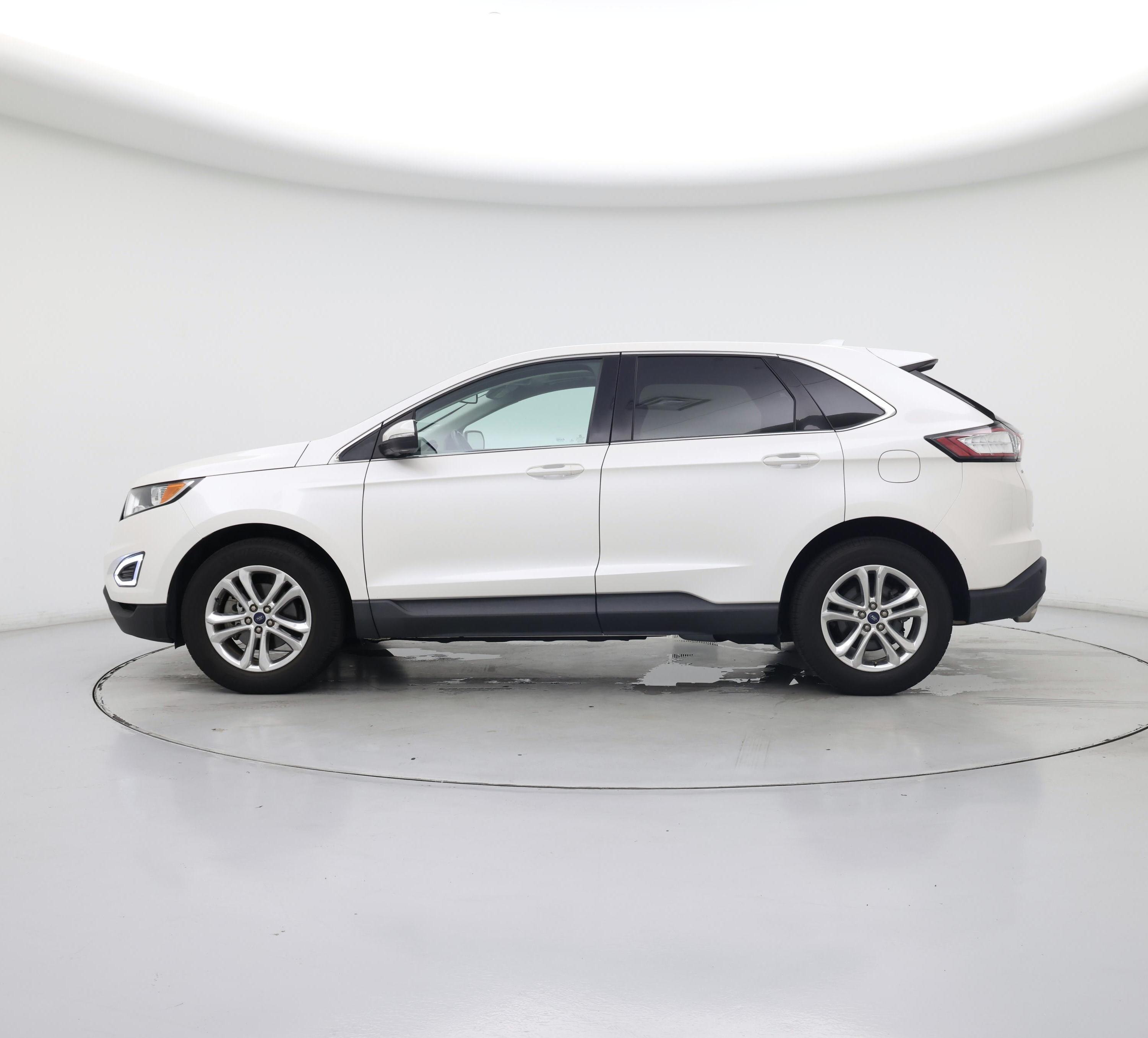 Thumbnail: 2016 Ford Edge - 3