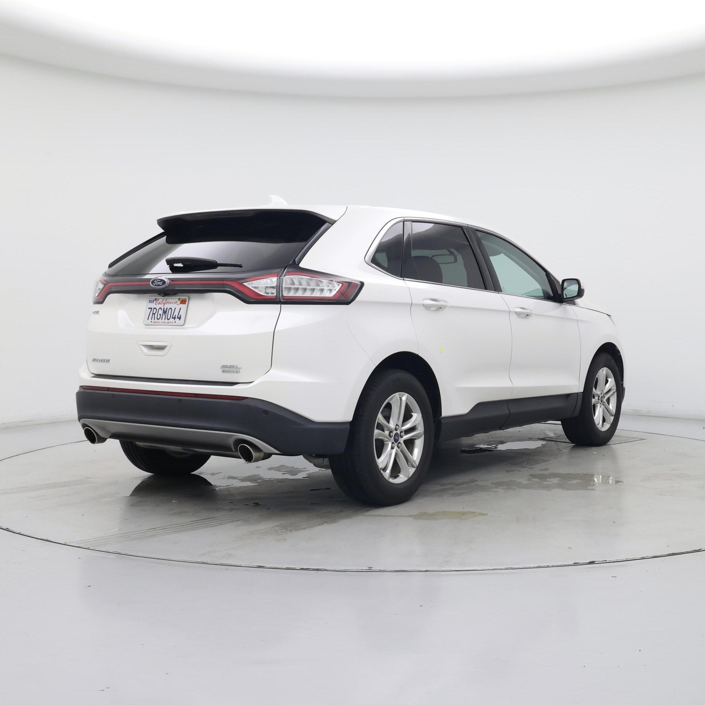 Thumbnail: 2016 Ford Edge - 8