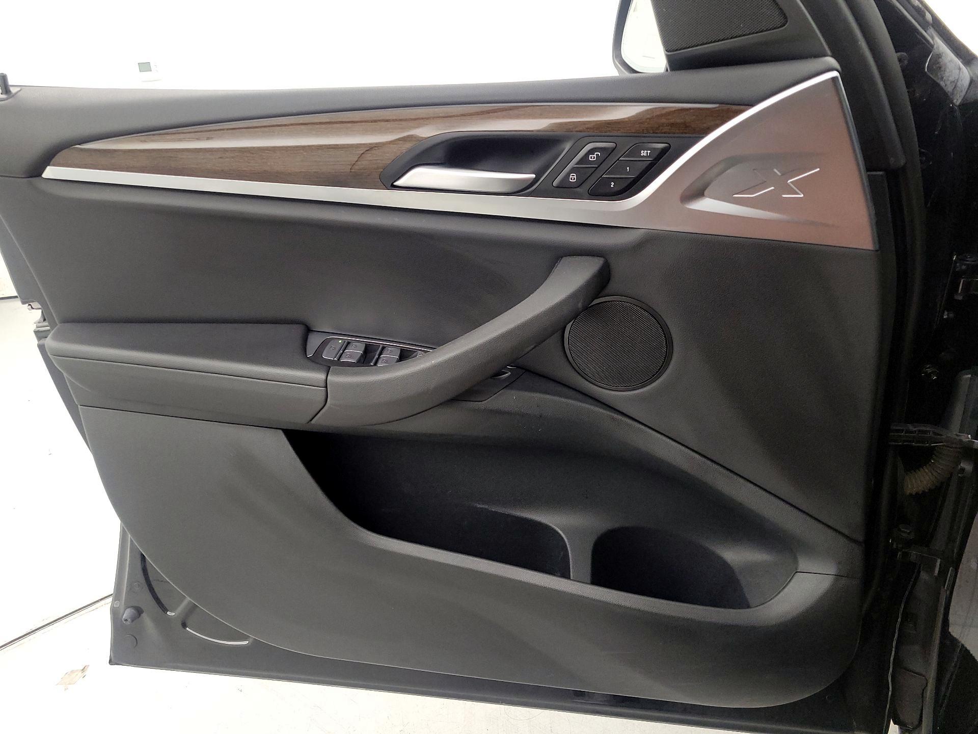 Thumbnail: 2022 BMW X3 - 12