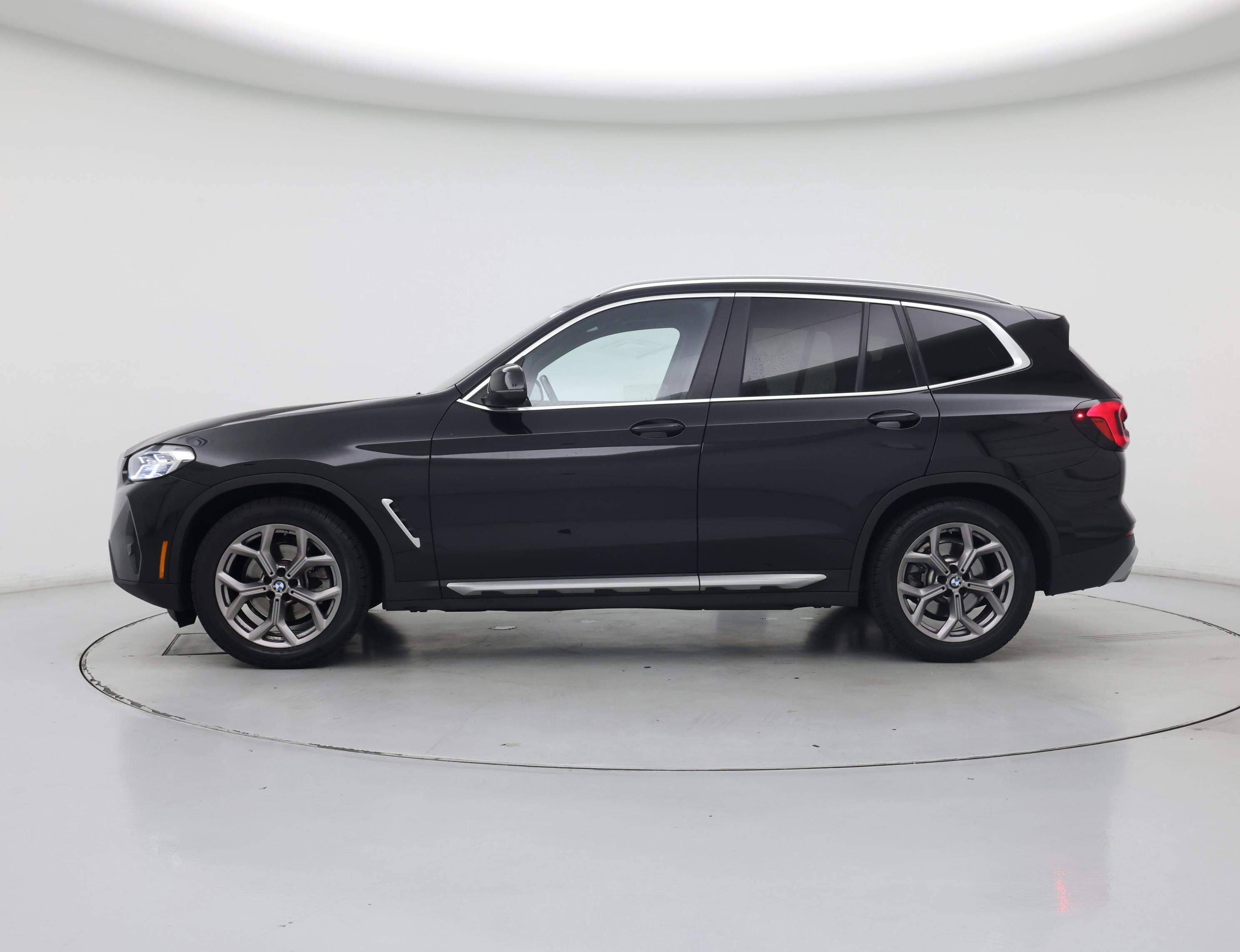 Thumbnail: 2022 BMW X3 - 3